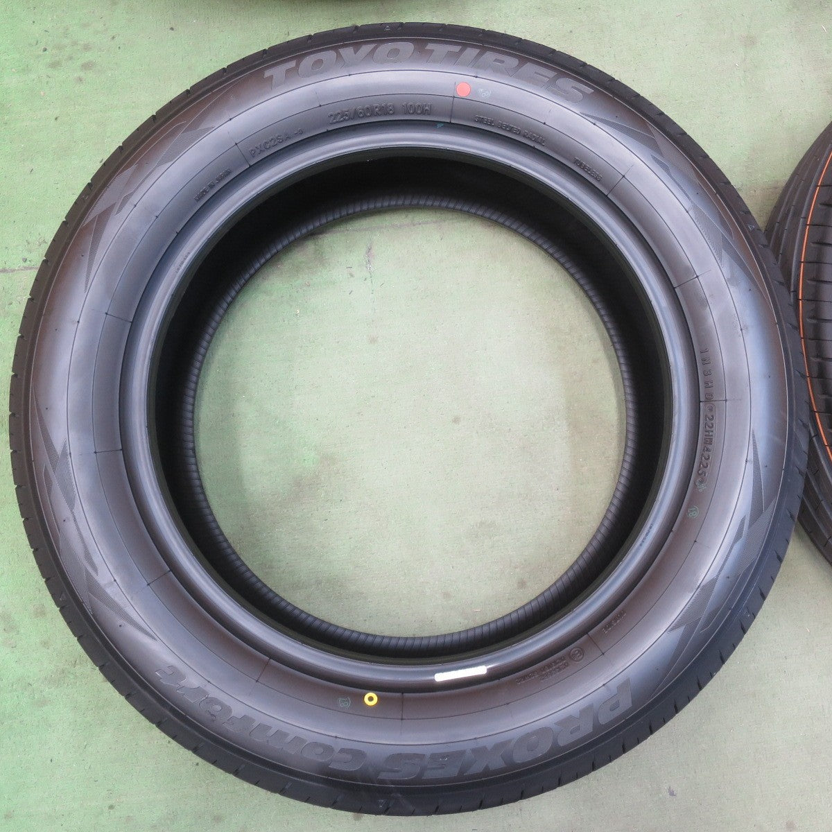 新車外し！25年★225/60R18 トーヨー プロクセス Comfort コンフォート 18インチ タイヤ  ハリアー RAV4 40系 アルファード ヴェルファイア 等★6041810イノタ