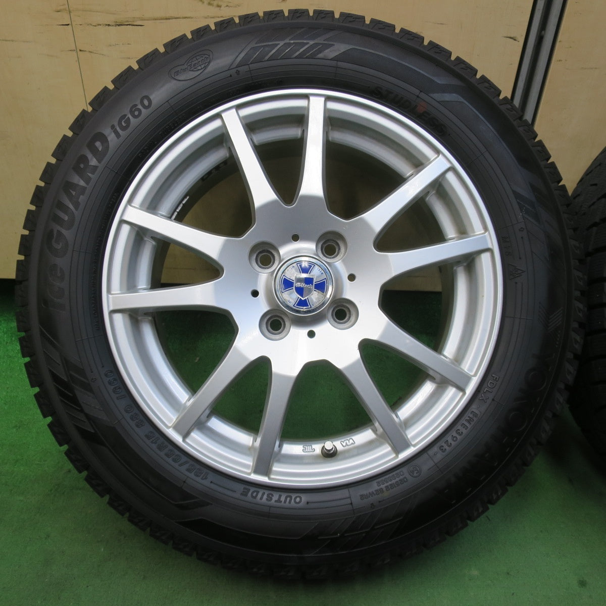 バリ溝！23年！9.5分以上★スタッドレス 185/65R15 ヨコハマ アイスガード iG60 プラクティバ アイス BP02 GMach 15インチ PCD100/4H★5053103イス