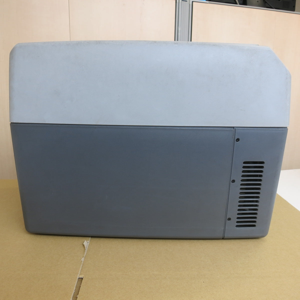 [送料無料] ◆Pa-man パーマン 車載 用 冷温蔵庫 TC14FL 14L DC12/24V ポータブル 冷蔵庫 保温庫 本体のみ 現状品◆