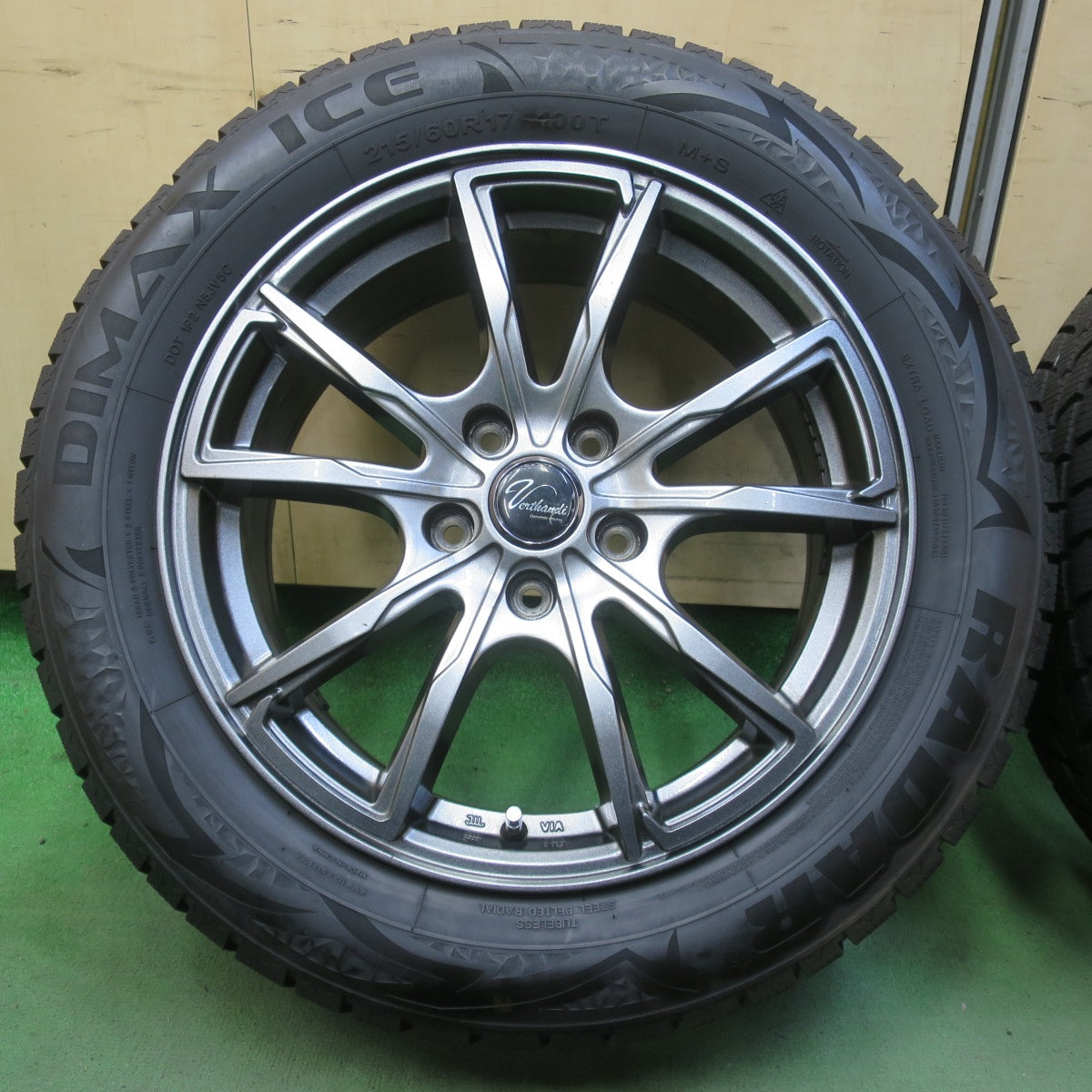 超バリ溝！9.5分以上◎スタッドレス 215/60R17 レーダー DIMAX ICE Verthandi ヴェルザンディ 17インチ PCD114.3/5H◎6071410イス
