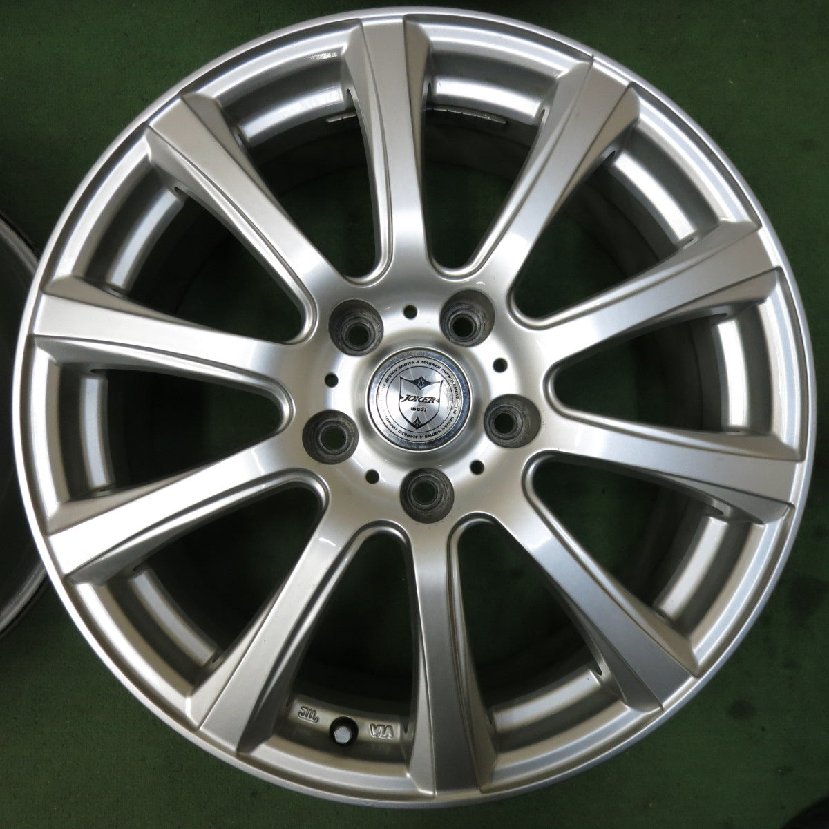 [送料無料] キレイ★JOKER weds ジョーカー ウェッズ 17インチ ホイール 17×7J PCD114.3/5H★5031204SYホ