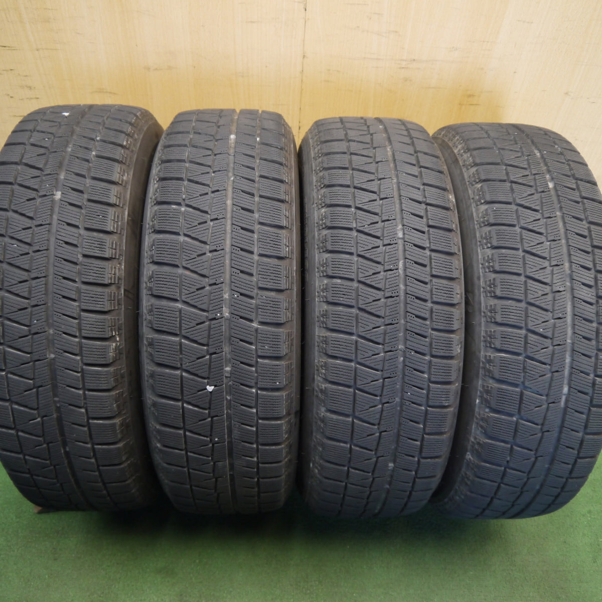 バリ溝！キレイ！8.5分◎スタッドレス 195/65R15 ブリヂストン アイスパートナー2 DILETTO ディレット 15インチ PCD114.3/5H◎6082607Hス