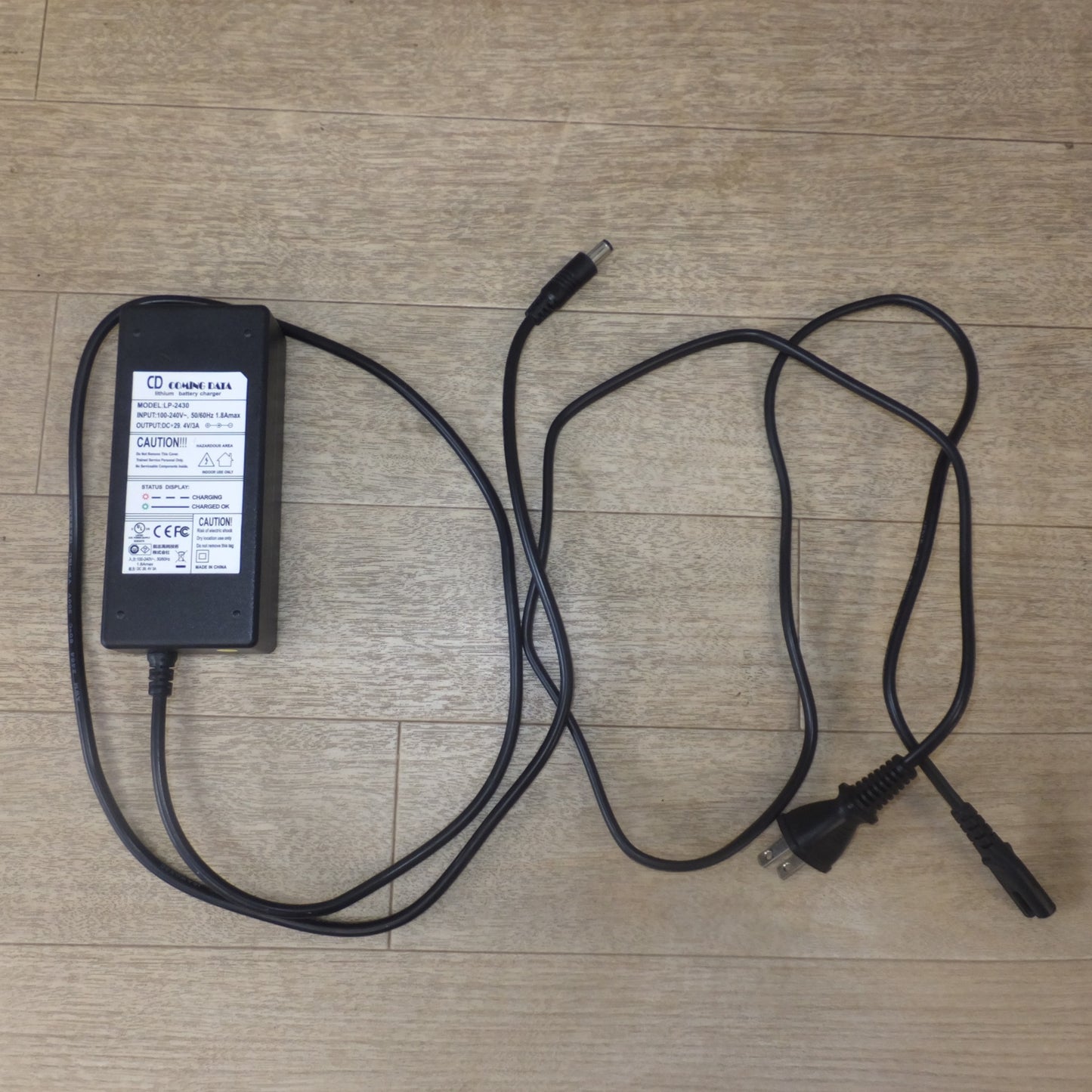 [送料無料] ジャンク★スアオキ suaoki ポータブル電源 Portable Power Station G500　battery charger LP-2430　セット★