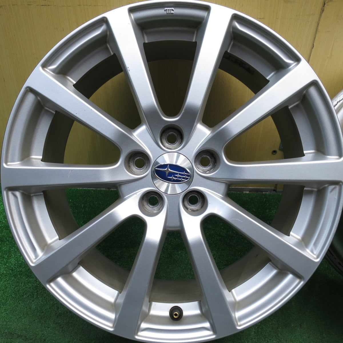 4本価格★スバル BM9 レガシィ 純正 ホイール 17インチ 17×7.5J レガシー PCD100/5H★5043004KKホ