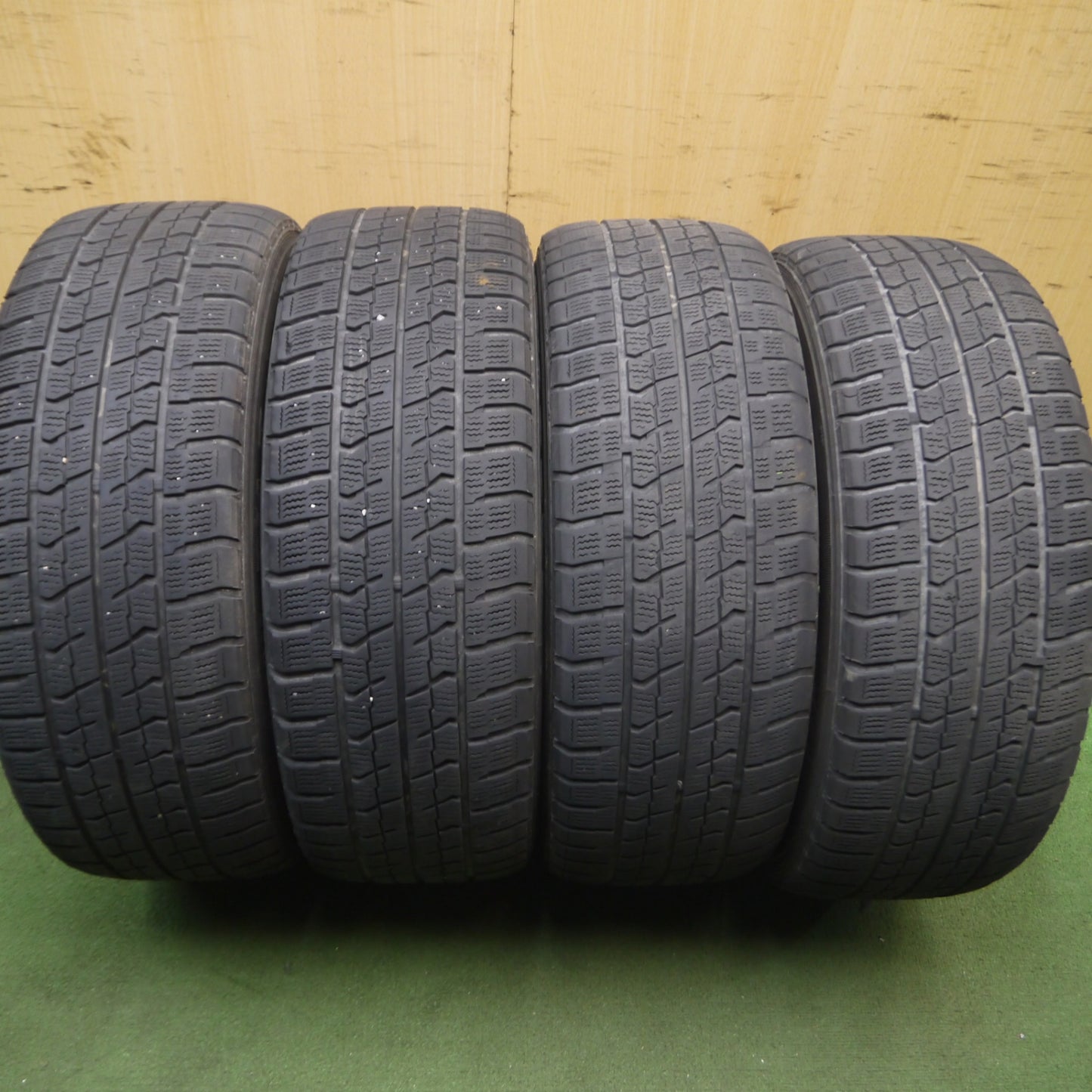 *送料無料* キレイ★ボルボ等 SPORT TECHNIC 205/55R16 スタッドレス グッドイヤー アイスナビ ZEA2 スポーツテクニック PCD108/5H★4052209Hス