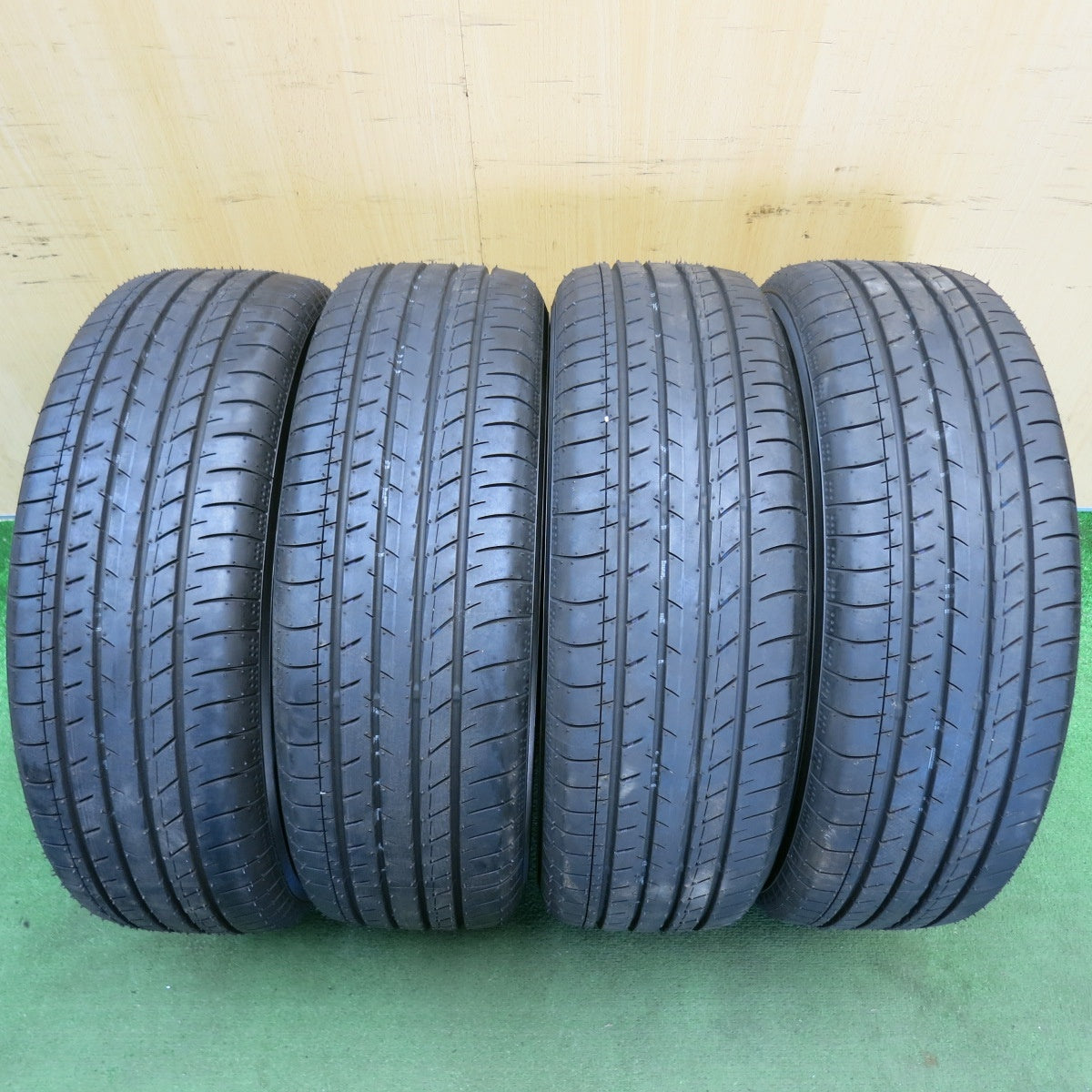 新車外し！26年◎トヨタ 90系 ノア ヴォクシー S-Z 純正 205/55R17 ヨコハマ BluEarth-GT AE51 ブルーアース 17インチ PCD114.3/5H◎6061408HAノ