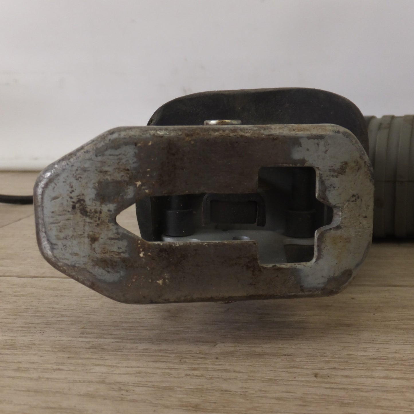 [送料無料] ★高儀 アースマン EARTH MAN 電気のこぎり DN-100　AC100V 50/60Hz 350W★