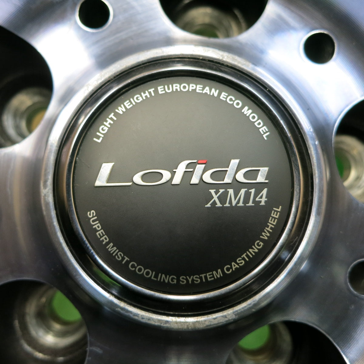*送料無料* バリ溝！キレイ！9.5分★スタッドレス 225/45R18 ダンロップ ウインターマックス WM02 Lofida XM14 18インチ PCD114.3/5H★4050806イス