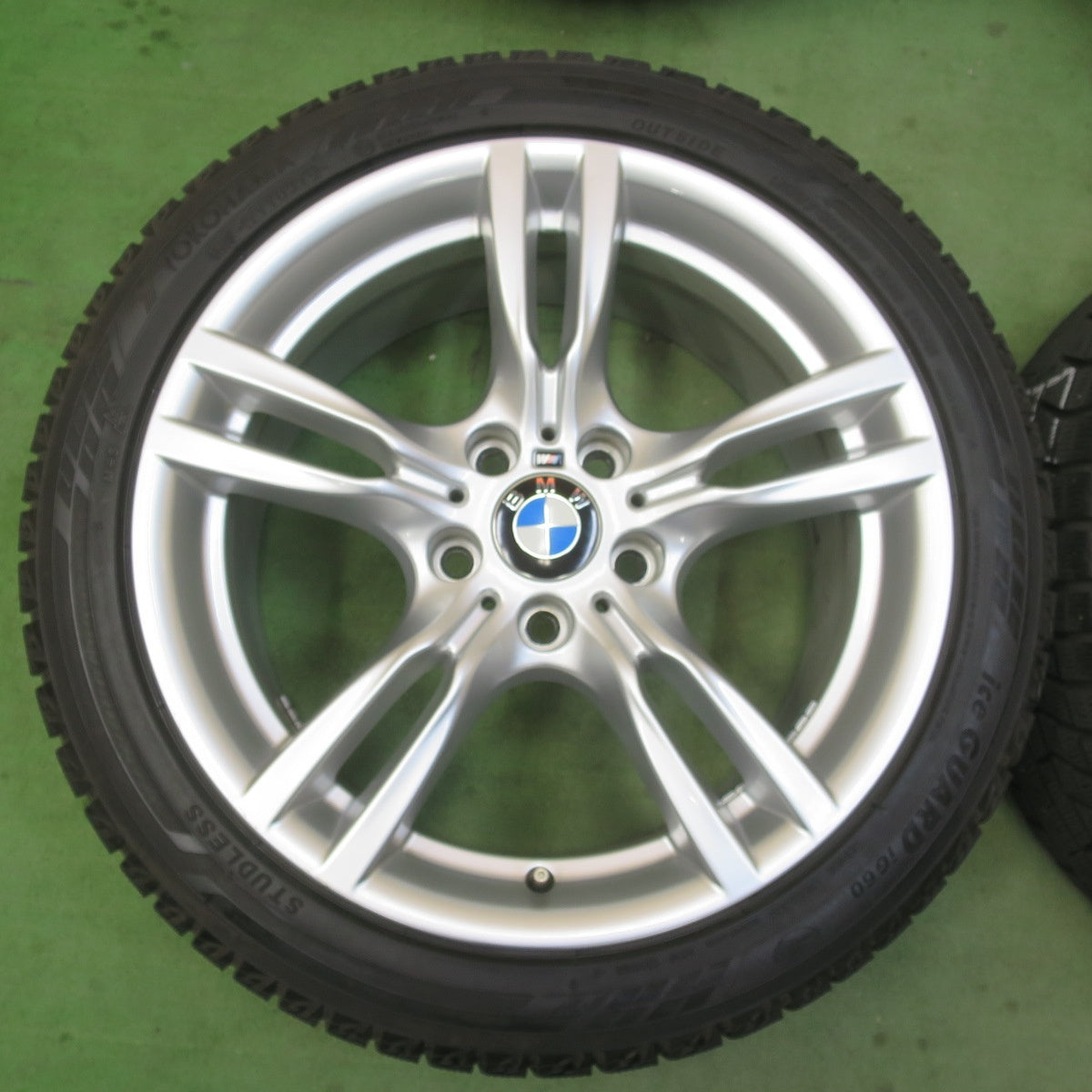 バリ溝！キレイ！9分★BMW 3シリーズ F30 F31 純正 225/45R18 255/40R18 スタッドレス ヨコハマ アイスガード iG60 18インチ PCD120/5H★6021905イス