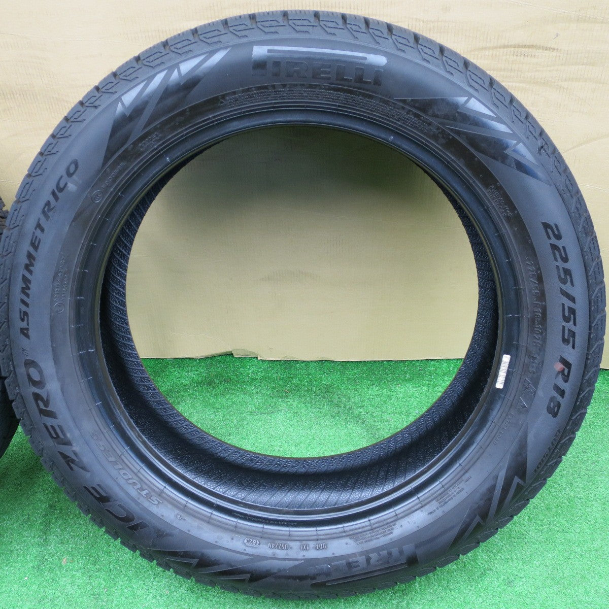 バリ溝！23年！ほぼ10分★スタッドレス 225/55R18 ピレリ アイスゼロ アシンメトリコ タイヤ 18インチ デリカ D:5 ZR-V エルグランド 等★6010503NKスタ