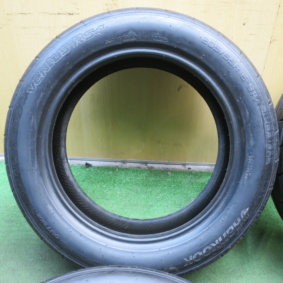 *送料無料*未使用★205/55R16 ハンコック ヴェンタス R-S4 タイヤ 16インチ レース 用 BRZ インプレッサ WRX レガシィ等★4073108KKノタ