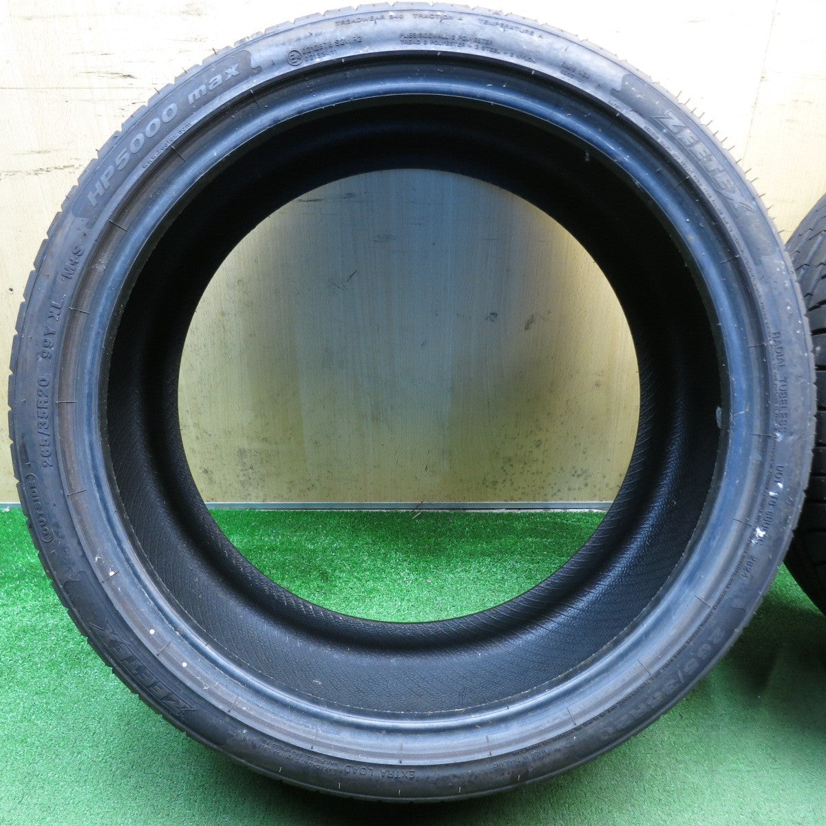 バリ溝！24年！9.5分◎265/35R20 ジーテックス HP5000 max タイヤ 20インチ アウディ A7 等◎6082601KKノタ