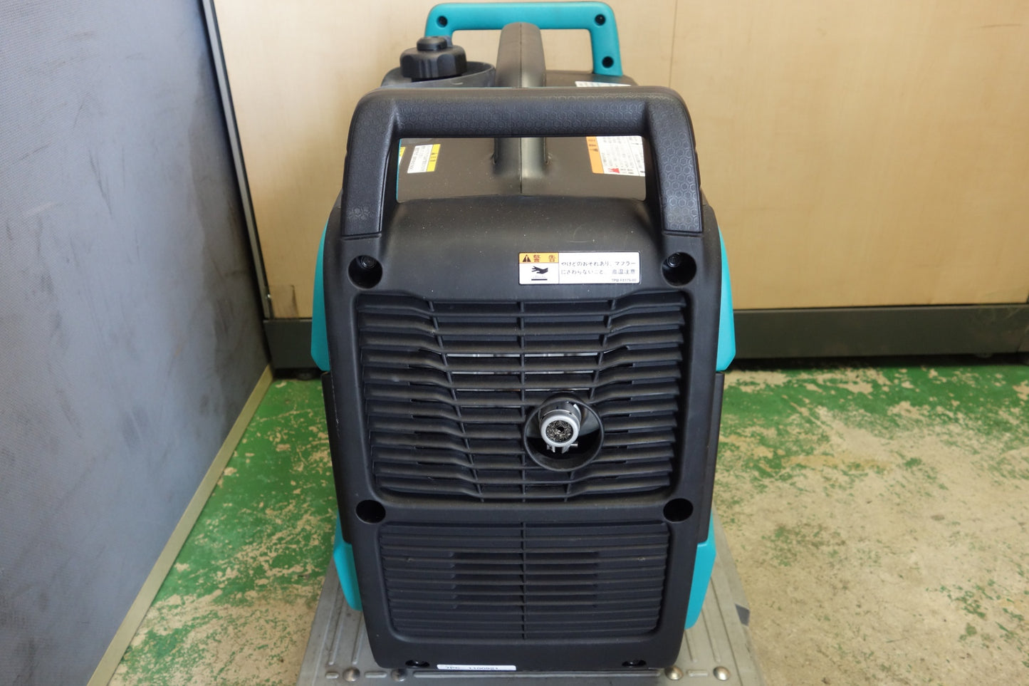 [送料無料] ほぼ未使用！展示品☆デンヨー ガソリン エンジン 防音型 インバータ 発電機 GE-1800SS-IV 稼働0h DENYO インバーター ジェネレーター☆