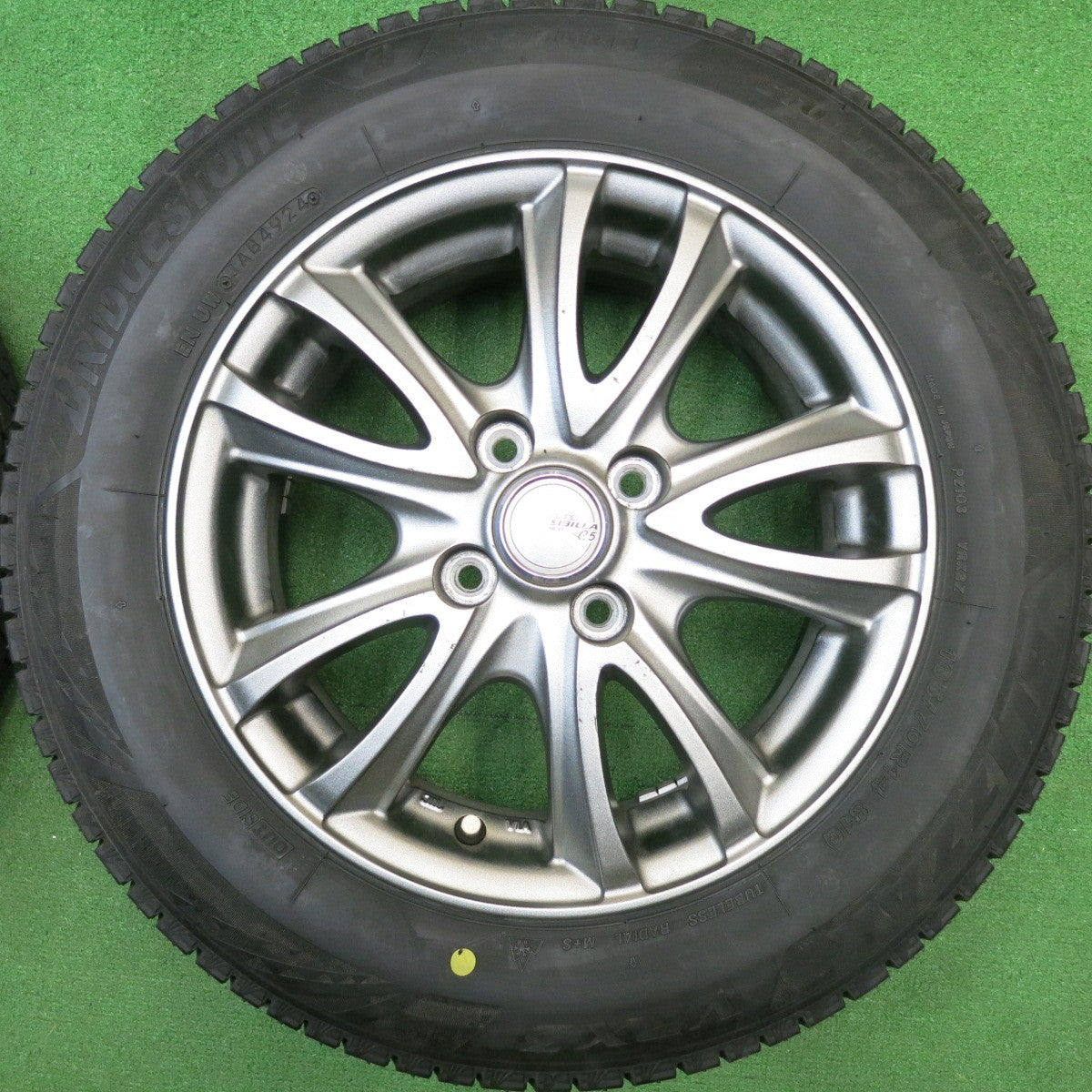 バリ溝！24年！9.5分以上★スタッドレス 165/70R14 ブリヂストン ブリザック VRX3 SIBILLA NEXT C5 シビラ 14インチ PCD100/4H★5122011HAス