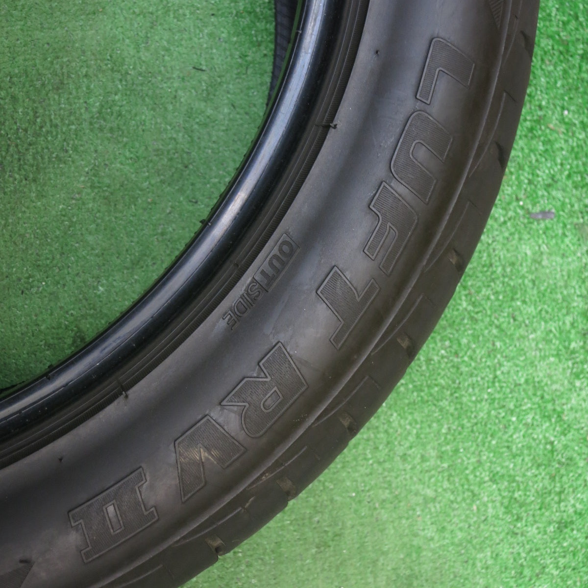 バリ溝！9.5分！1本◎235/50R18 ブリヂストン LUFT RV2 タイヤ 18インチ アルファード ヴェルファイア 等◎6092103KKノタ
