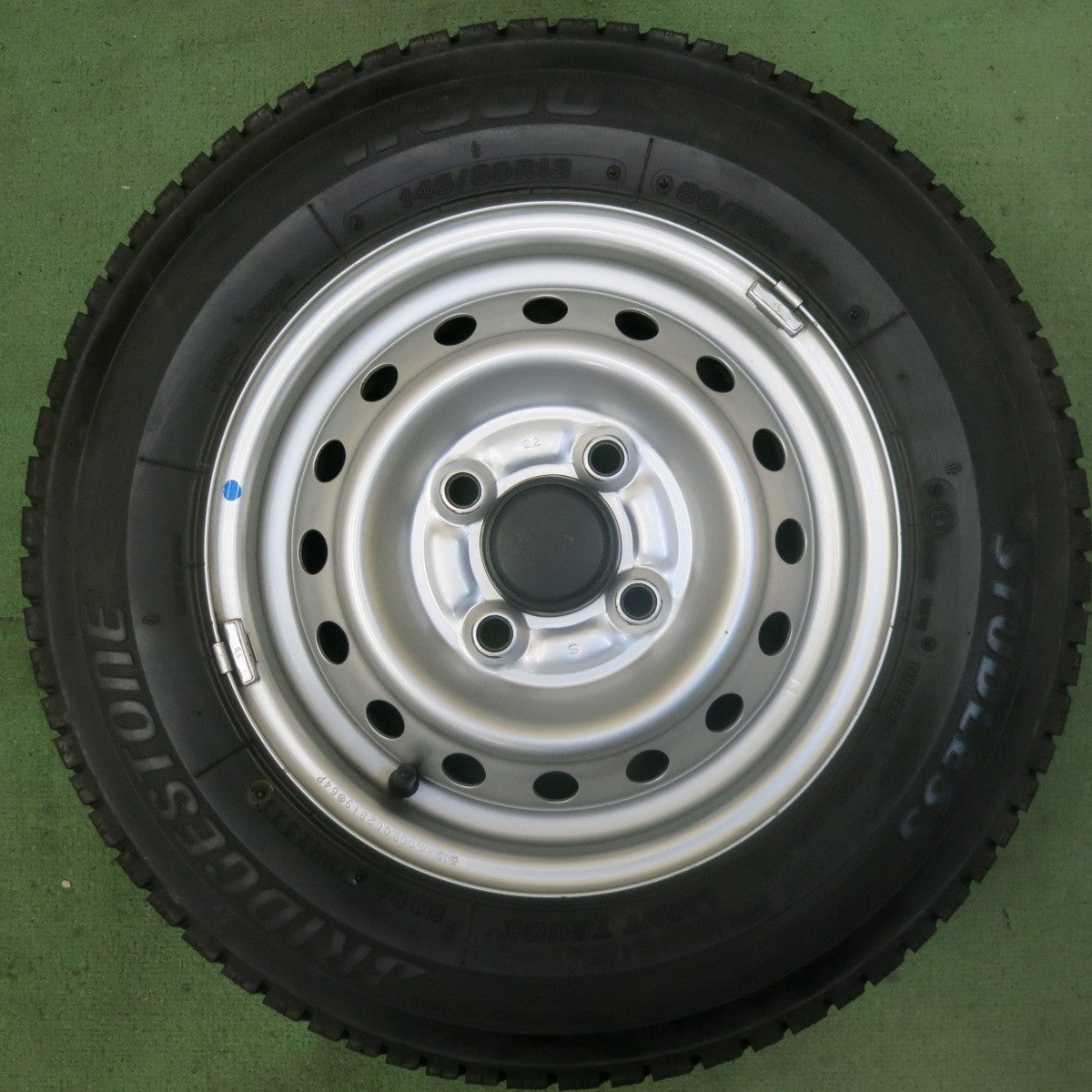 キレイ！21年★スタッドレス 145/80R12 80/78N ブリヂストン W300 スチール ホイール 12インチ PCD100/4H★5091802SKス