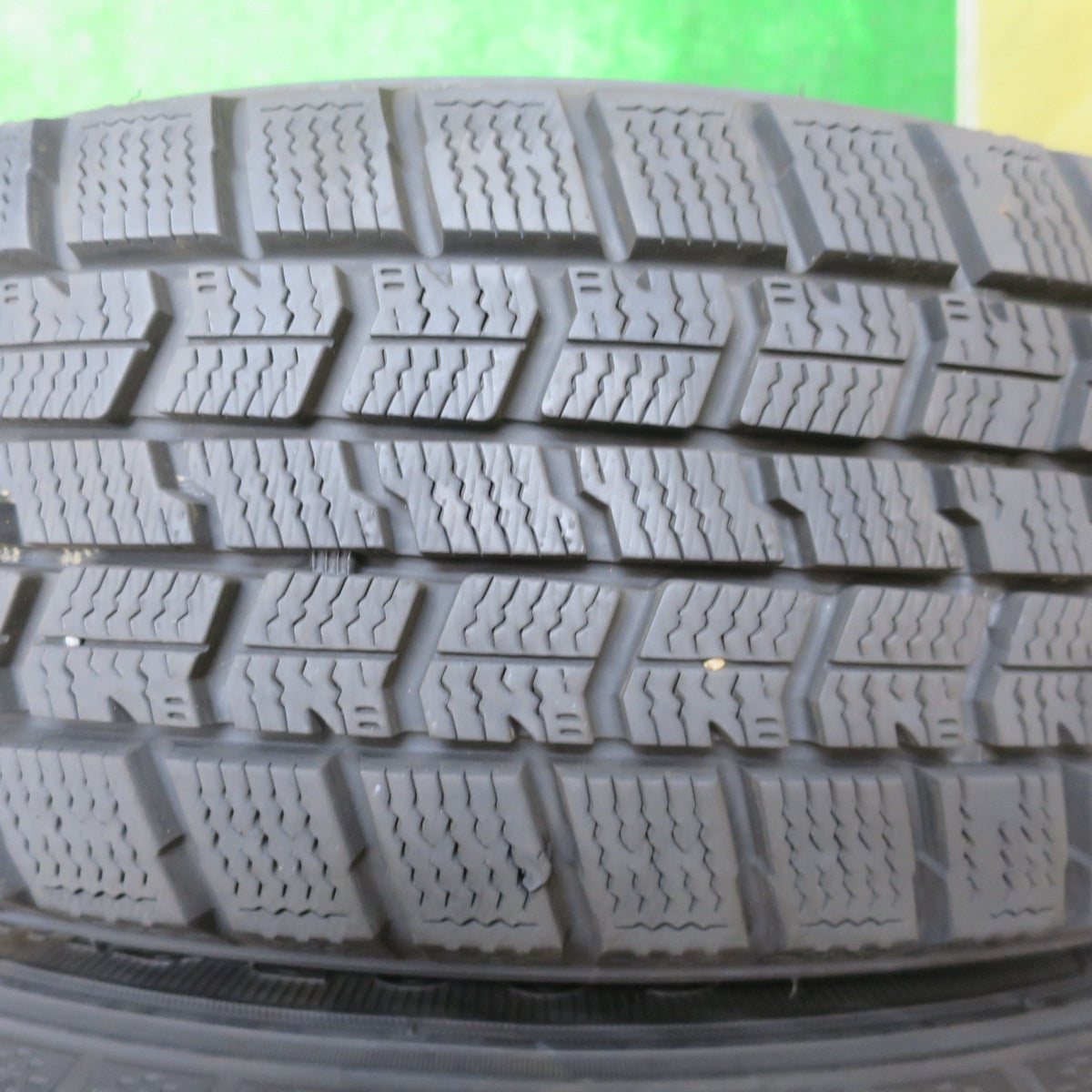 バリ溝！24年！キレイ！ほぼ10分★スタッドレス 165/65R14 グッドイヤー アイスナビ7 ravrion RS01 ラブリオン 14インチ ソリオ ハスラー 等 PCD100/4H★5110705NJス