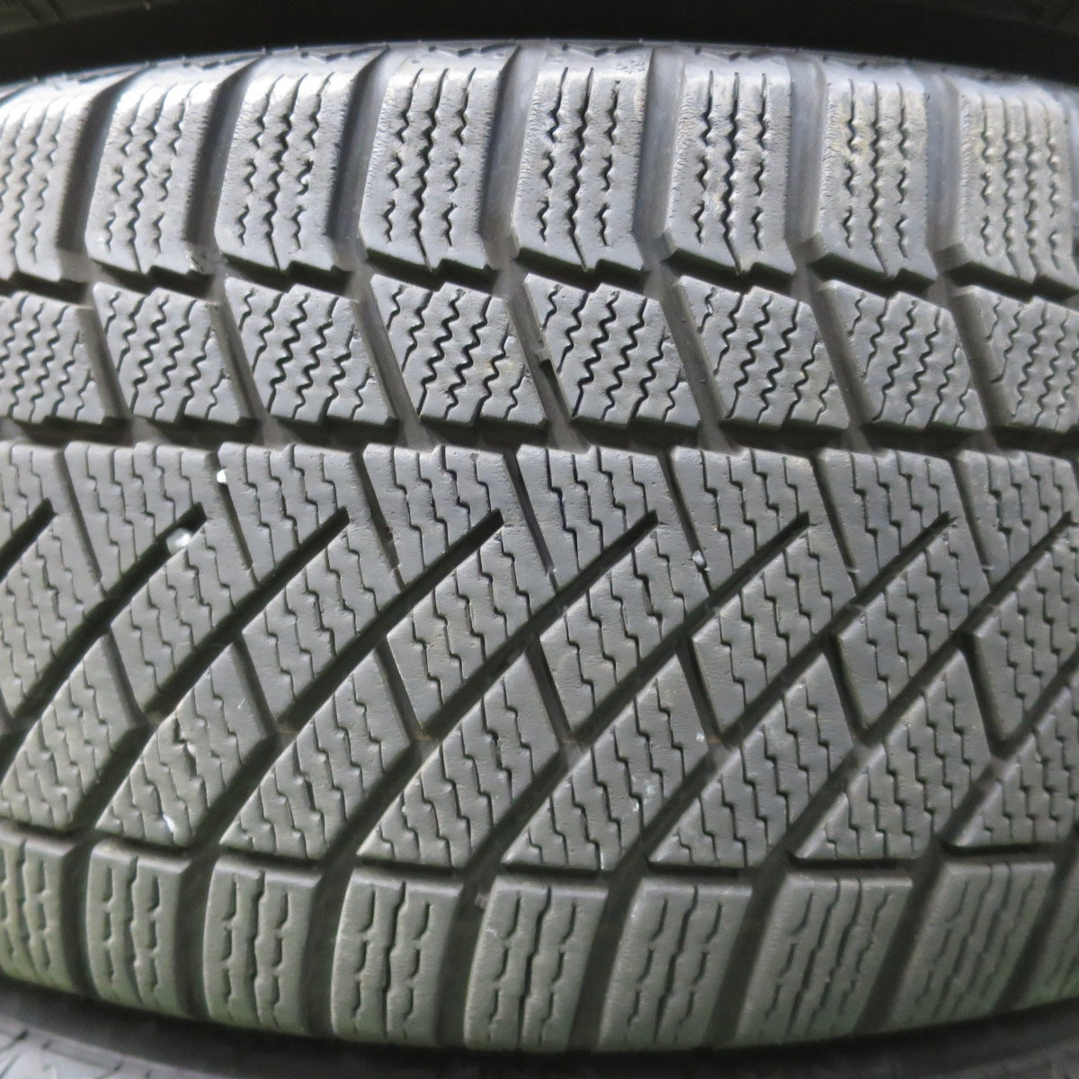 キレイ★スタッドレス 215/55R17 コンチネンタル コンチバイキング コンタクト6 Zmeist VS-1 17インチ PCD114.3/5H★6031101イス