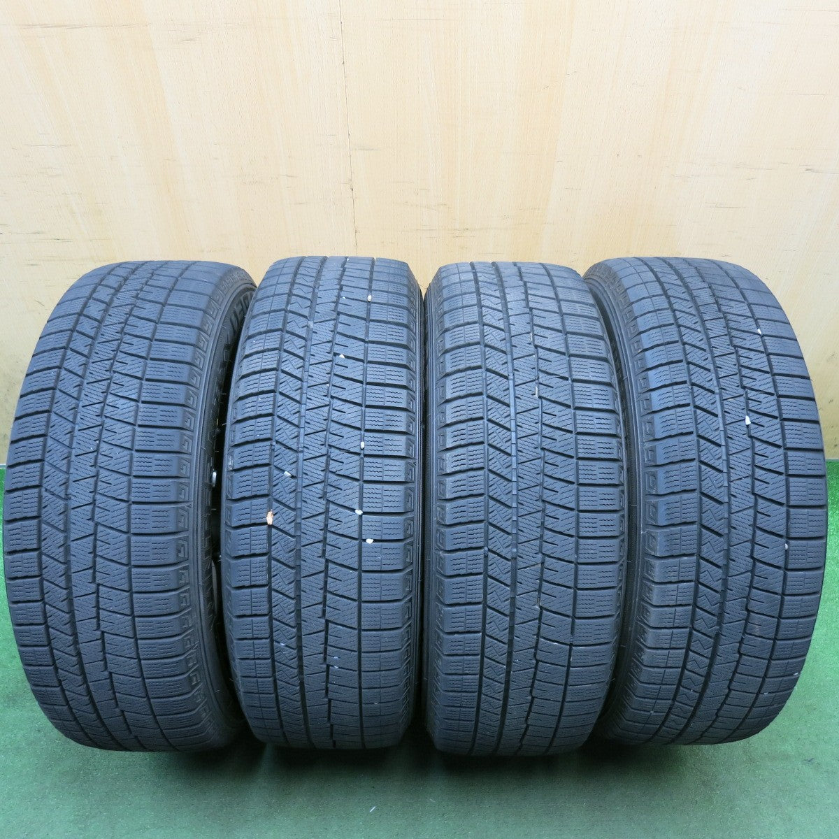 バリ溝！キレイ！9.5分◎トヨタ 50系 RAV4 Gグレード 純正 225/60R18 スタッドレス ダンロップ ウインターマックス 03 18インチ PCD114.3/5H◎6101503HAス