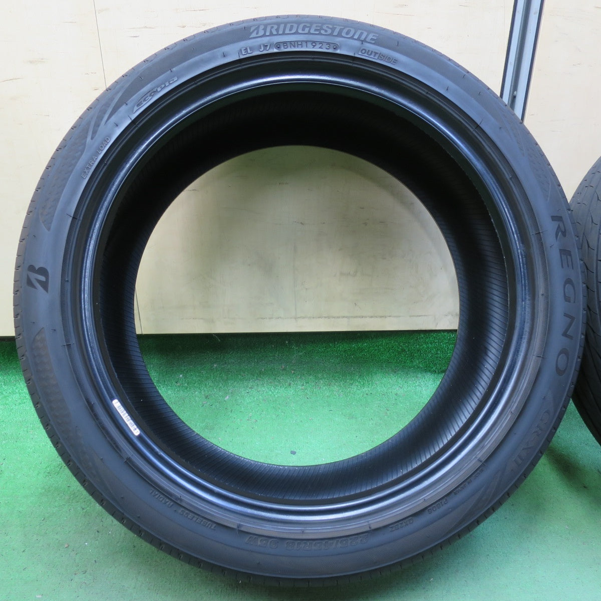 2本価格！23年★225/45R18 ブリヂストン レグノ GR-X2 タイヤ 18インチ クラウン マークX ベンツ 等★5072104イノタ