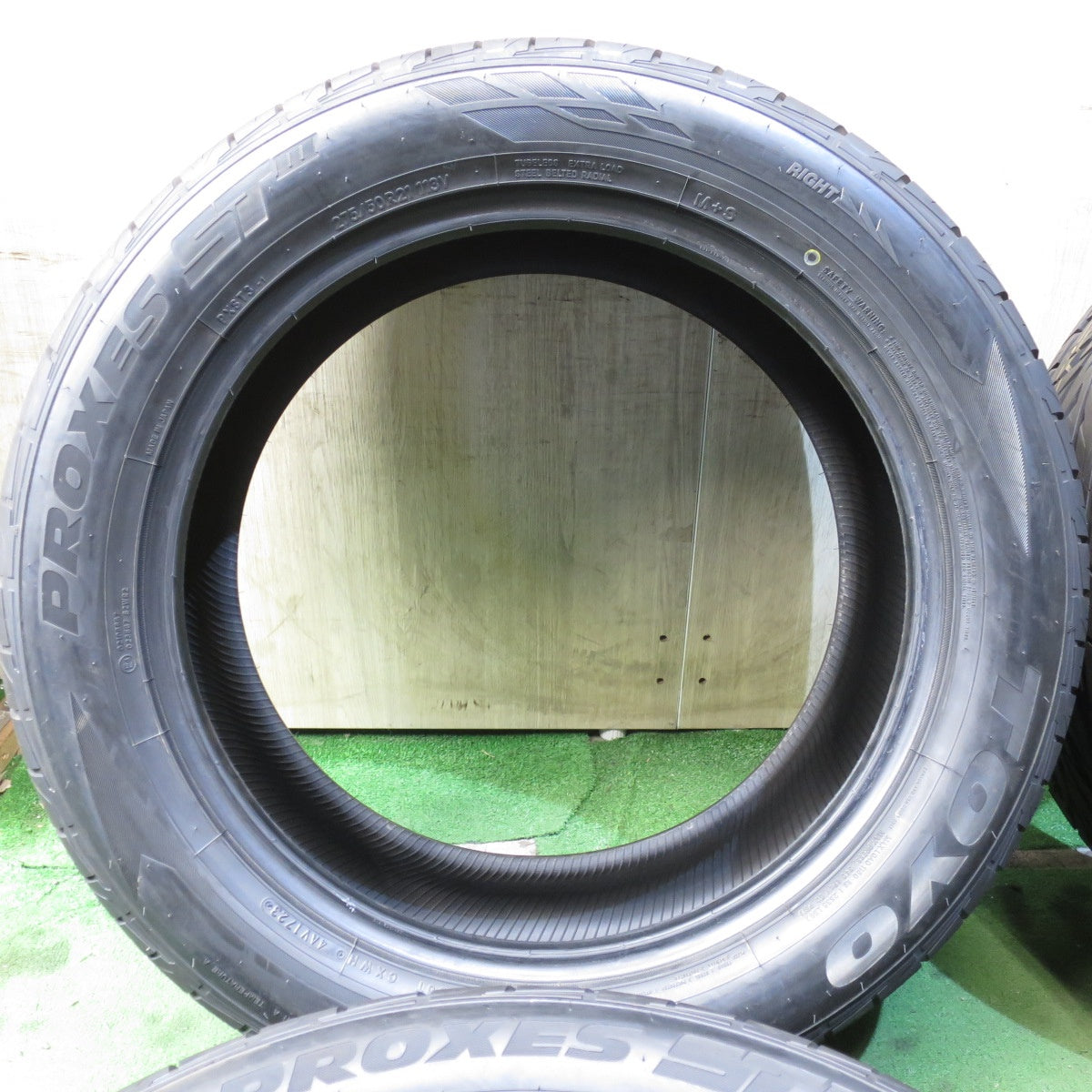 *送料無料* 未使用！23年★275/50R21 トーヨー プロクセス ST3 タイヤ 21インチ レクサス LX 等★4052203クノタ