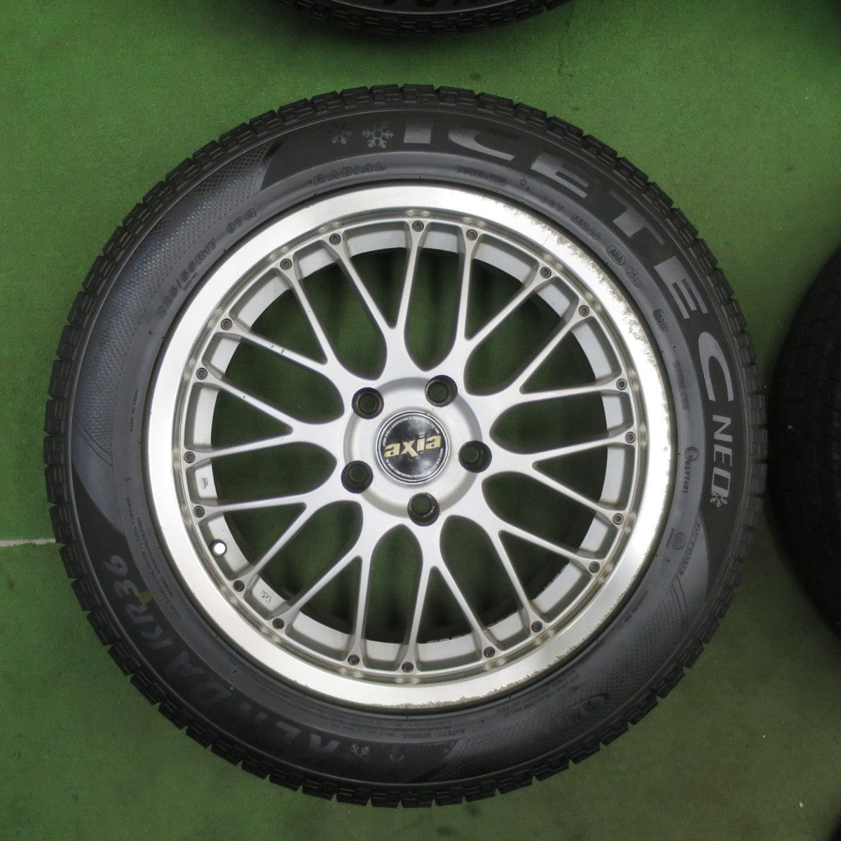 バリ溝！9分★スタッドレス 225/55R17 ケンダ KR36 アイステック ネオ HINODEX axis 17インチ PCD114.3/5H★6042301TTス