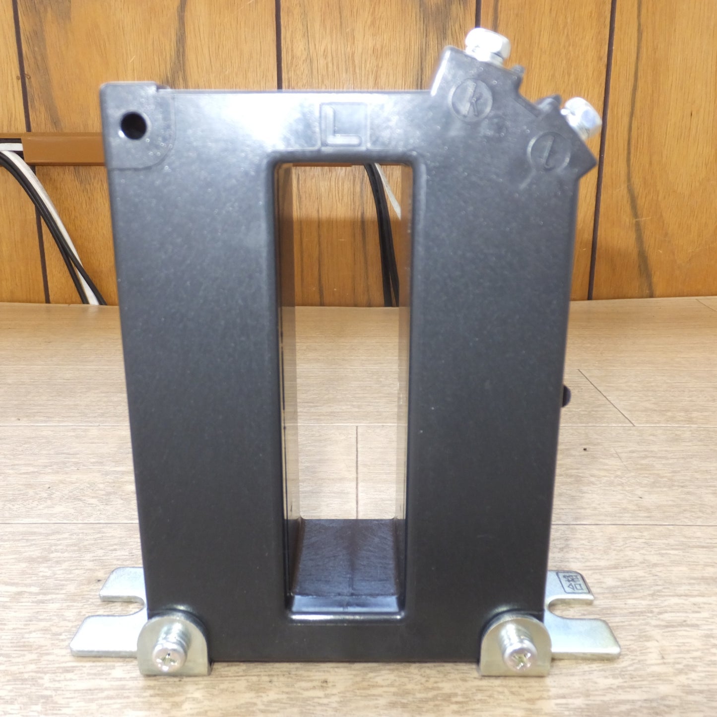 ●複数在庫有●[送料無料] 未使用★三菱電機 MITSUBISHI 電力管理用計器 CURRENT TRANSFORMER CW-40LM　RATIO 2000/5A★