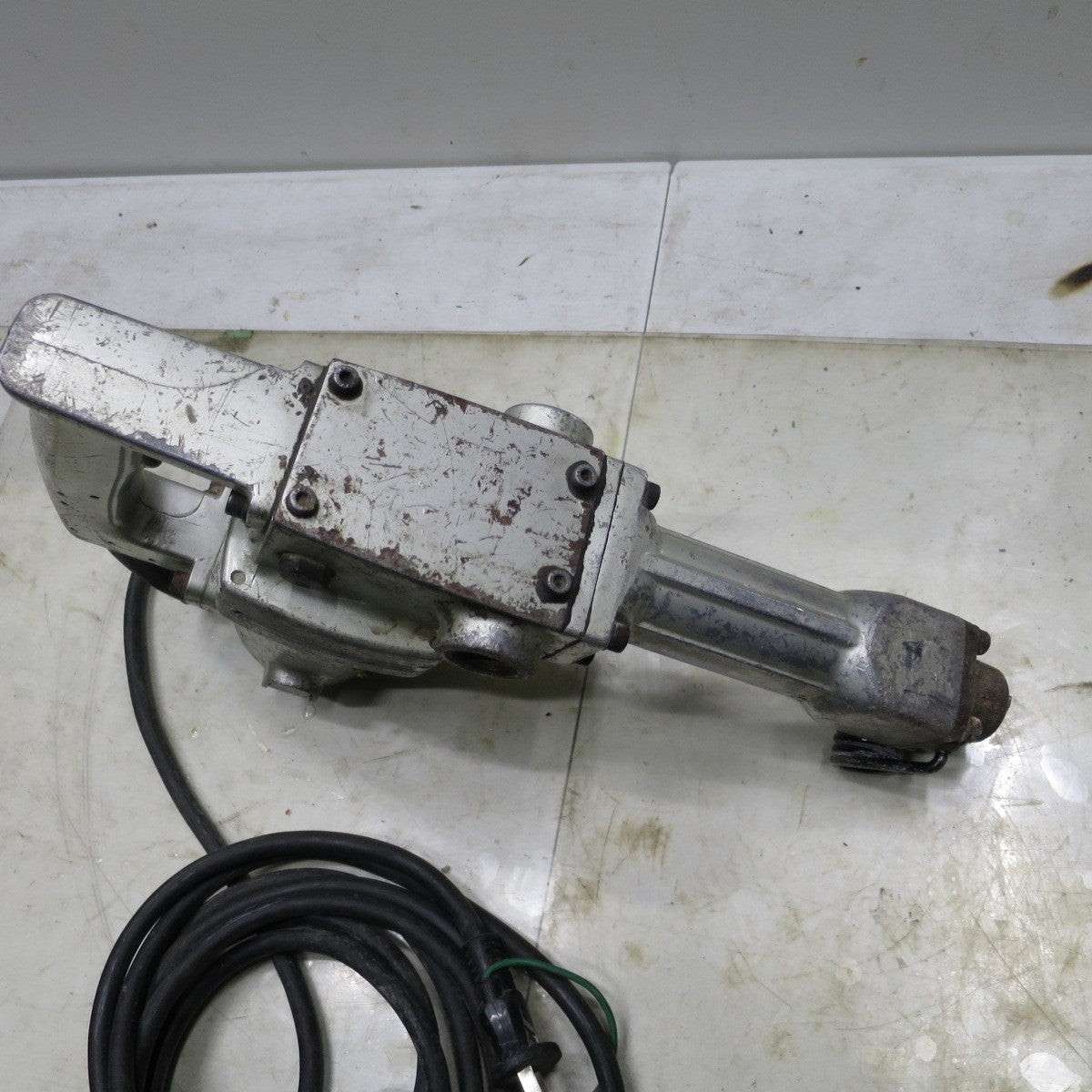 [送料無料] 付属品付き◆RYOBI リョービ コンクリート ハンマー CH-420A 電動 工具 100V コード式 はつり ハツリ 斫り◆