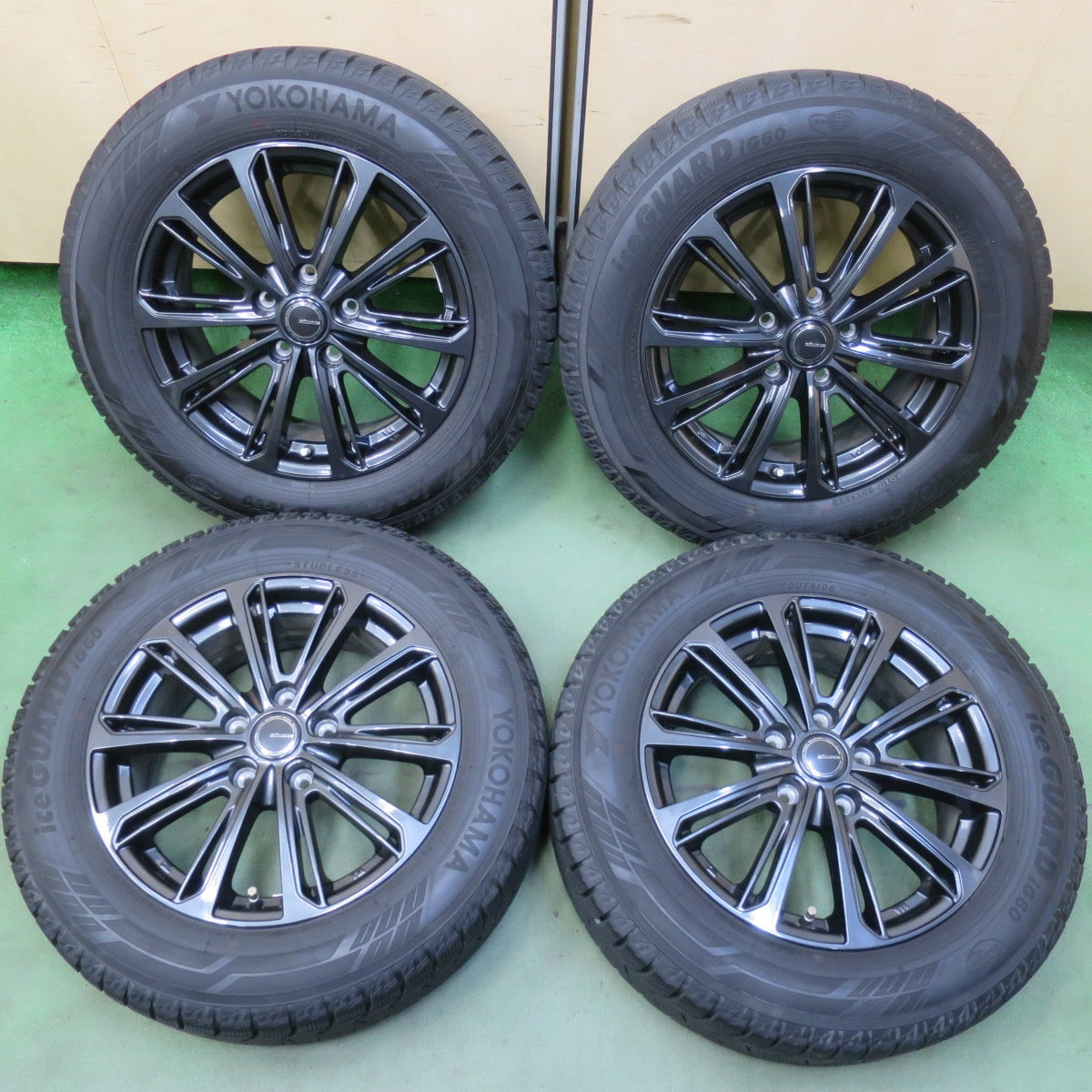 バリ溝！22年！キレイ！9.5分◎スタッドレス 205/60R16 ヨコハマ アイスガード iG60 MiLLOUS DF ミルアス 16インチ PCD114.3/5H◎6100705イス