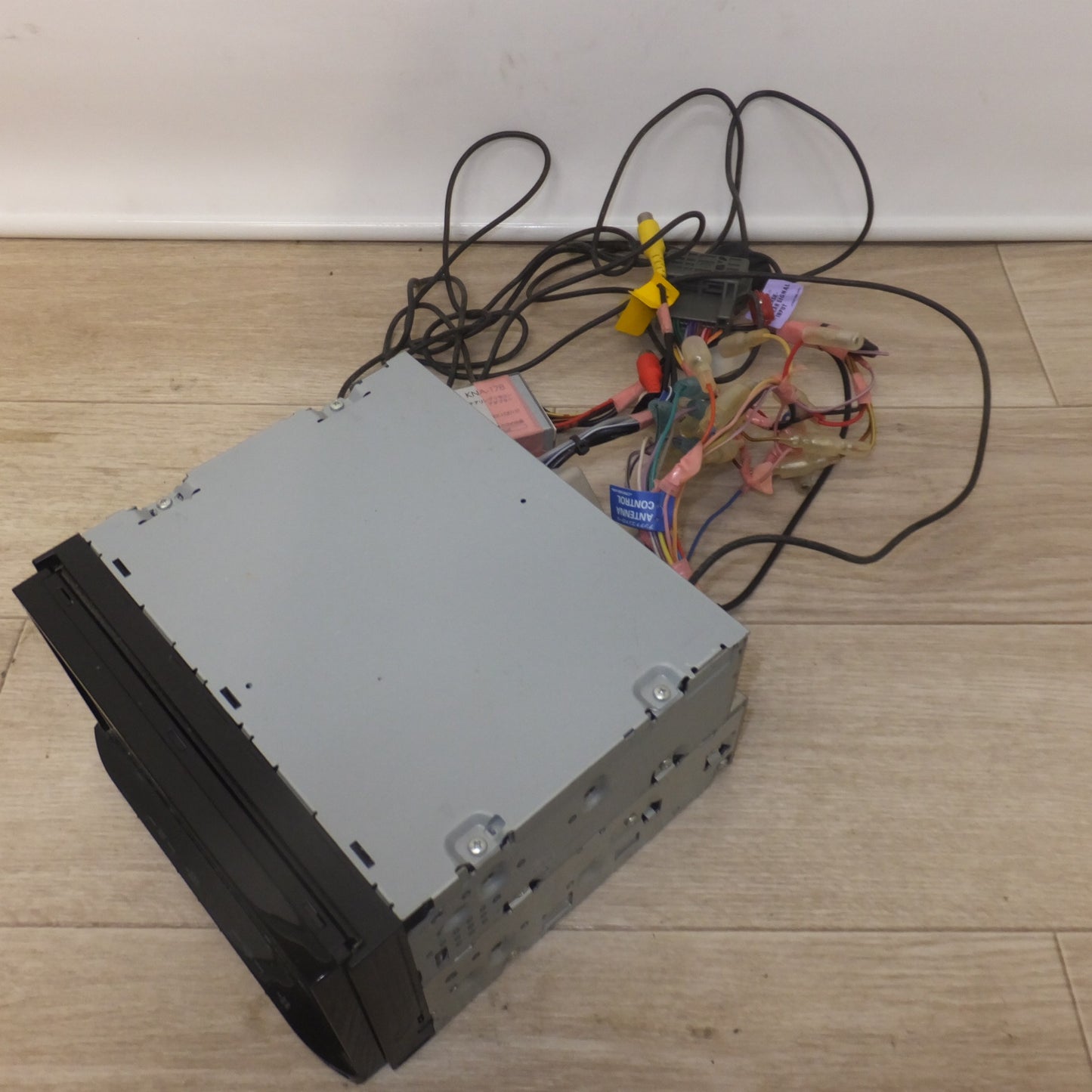 [送料無料] ★カロッツェリア carrozzeria 楽ナビ 2Dメインユニットタイプ AVIC-MRZ09-2[65]★