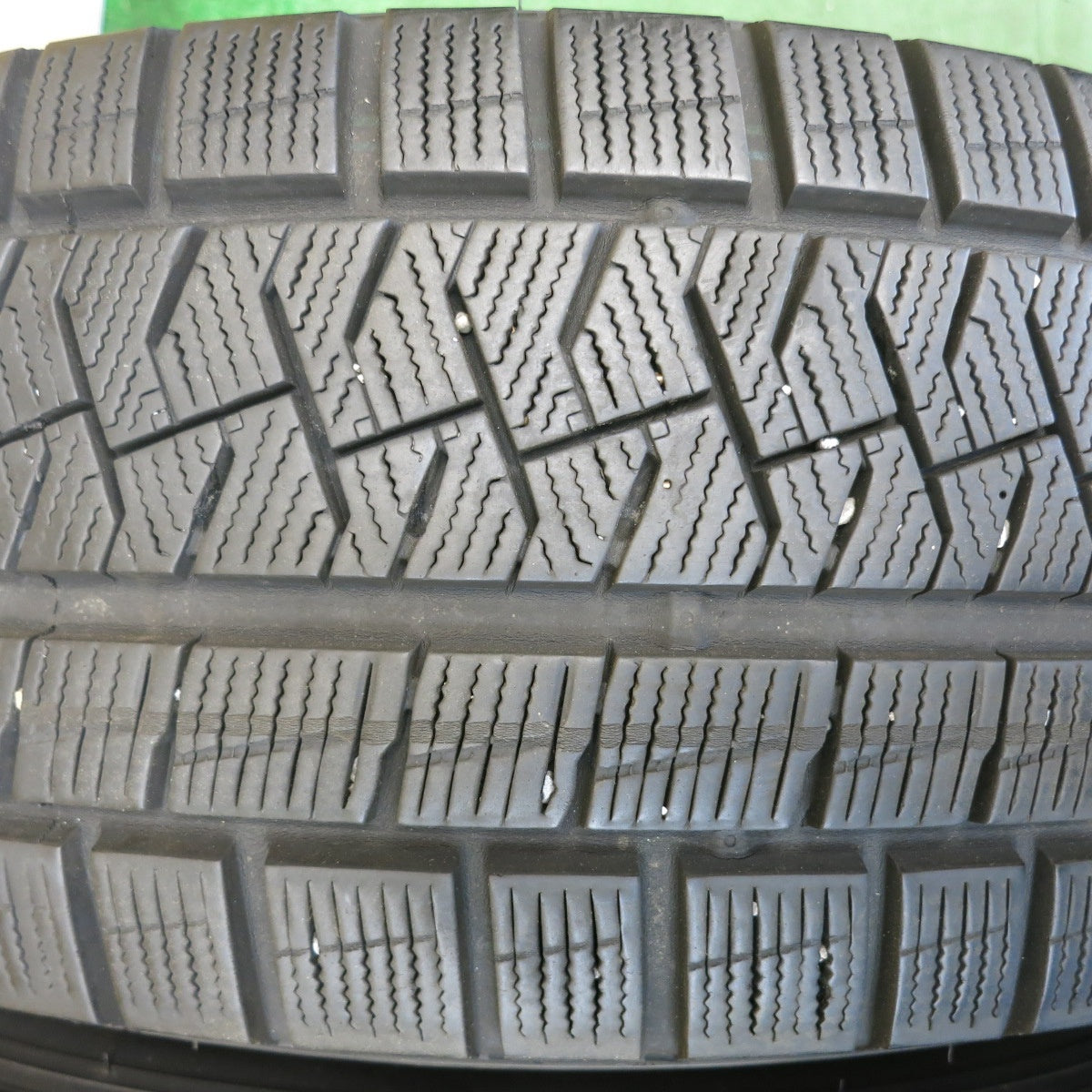 キレイ◎スタッドレス 225/65R17 ピレリ アイスアシンメトリコ プラス Tirado＠ La-Strada 阿部商会 17インチ PCD114.3/5H◎6061401HAス