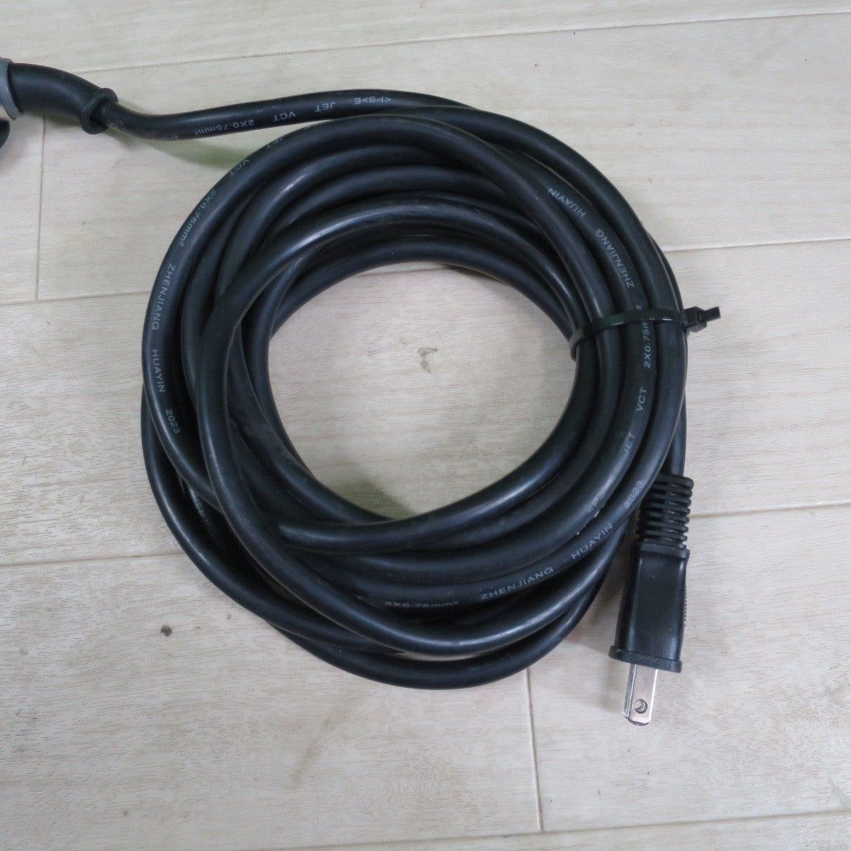 [送料無料] ☆KYOCERA 京セラ 電子 ギヤ アクション ポリッシャー RPEG132 電動 工具 研摩 研磨 機 磨き コード式 100V①☆