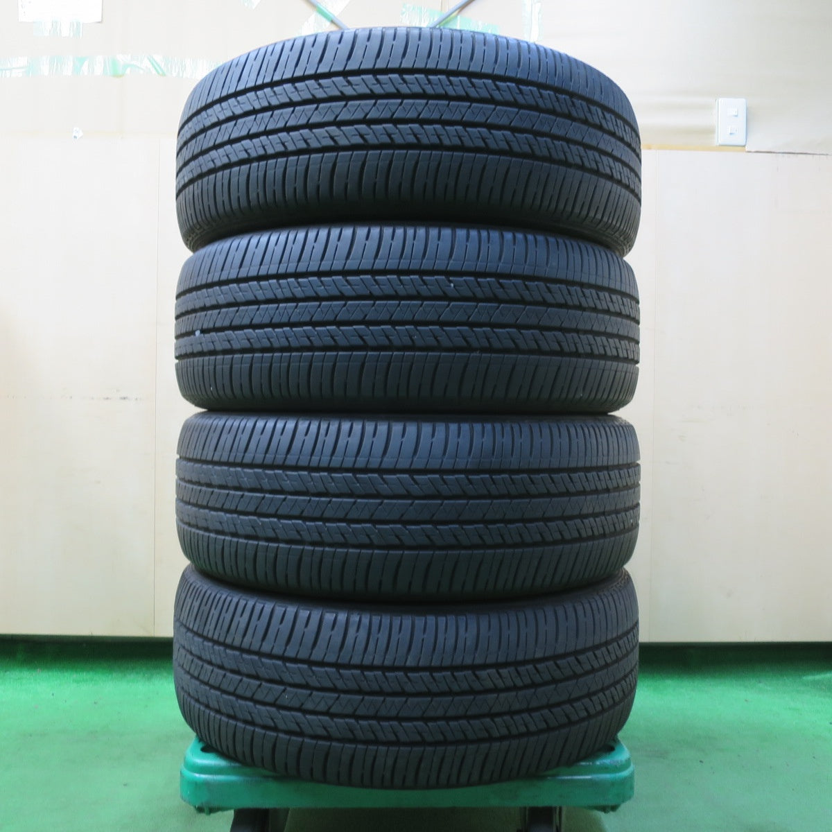 *送料無料* バリ溝！21年！9.5分★225/55R18 ブリヂストン エコピア H/L 422 プラス タイヤ 18インチ デリカ レガシィ フォレスター XV等★4090303イノタ