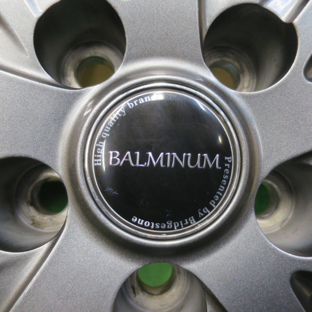 バリ溝！21年！キレイ！9.5分★スタッドレス 205/65R16 トーヨー ウインター トランパス TX BALMINUM バルミナ 16インチ PCD114.3/5H★5103102イス