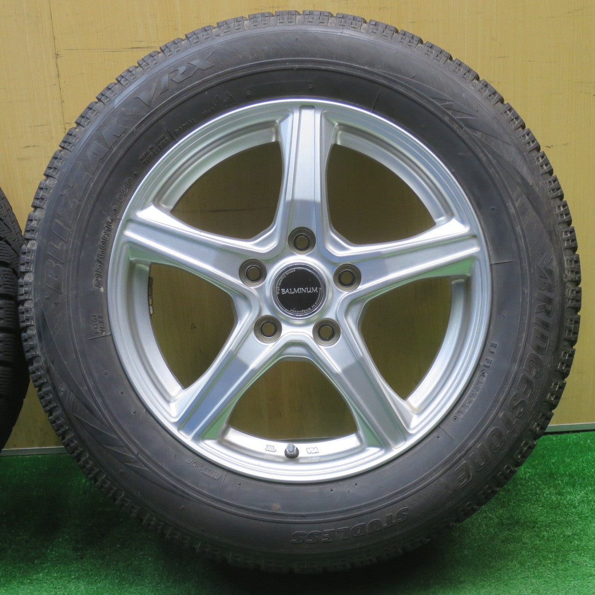 4本価格★スタッドレス 215/60R16 ブリヂストン ブリザック VRX BALMINUM バルミナ 16インチ PCD114.3/5H★5110906NJス