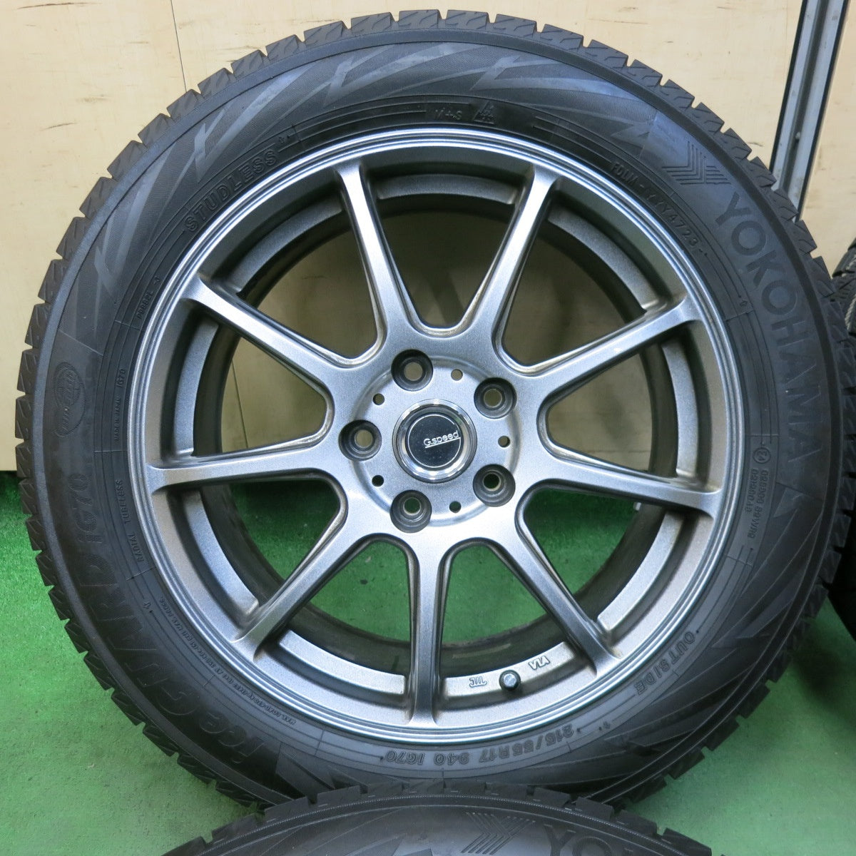 バリ溝！23年！キレイ！9.5分★スタッドレス 215/55R17 ヨコハマ アイスガード iG70 G.Speed Gスピード 17インチ PCD114.3/5H★5073009SYス