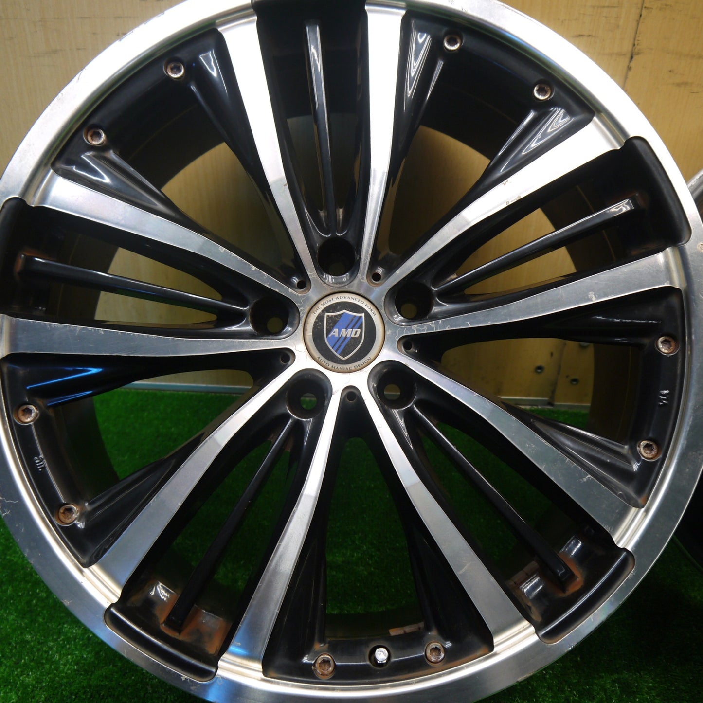 4本価格★AMD AUTO MANIAC DESIGN 20インチ ホイール 20×8J PCD114.3/5H★5100806Hホ