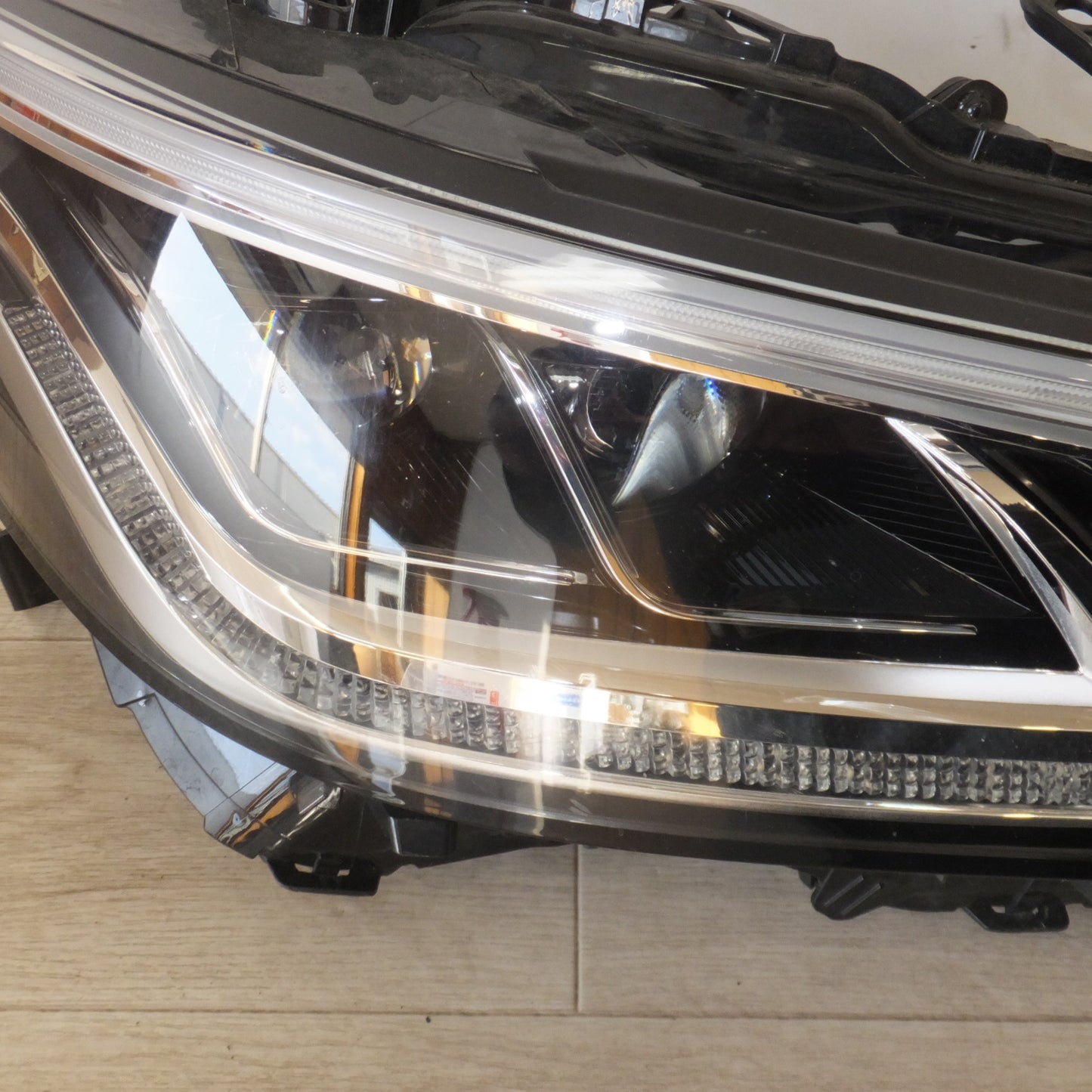 [送料無料] 現状品★トヨタ TOYOTA 純正 クラウン 220系 LED ヘッドライト KOITO 30-452 右　ステー割れ ハウジング割れ★
