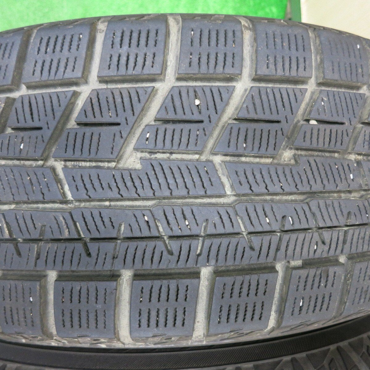 バリ溝！21年！8.5分★スタッドレス 195/65R15 ヨコハマ アイスガード iG60 ECO FORME エコフォルム PCD114.3/5H★4111310TNス