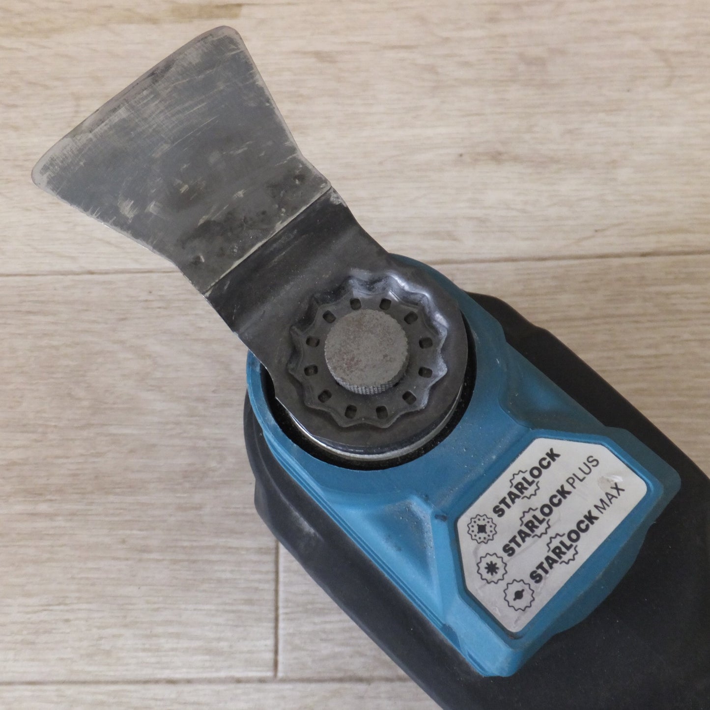 [送料無料] ★マキタ makita 充電式マルチツール TM52D 18V バッテリ なし★