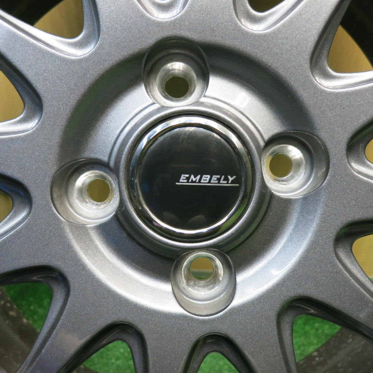 超バリ溝！25年！キレイ！ほぼ10分★スタッドレス 165/55R15 ナンカン アイス アクティバ AW-1 EMBELY エンベリー 15インチ 軽サイズ N-BOX タント 等 PCD100/4H★6031501HAス