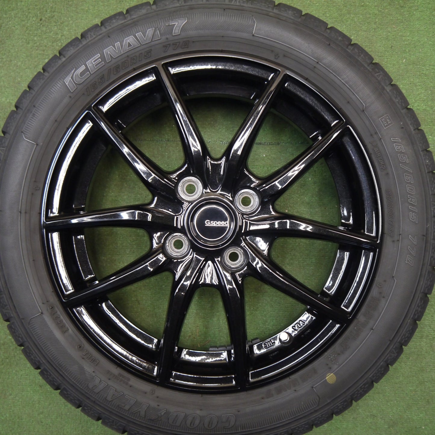 バリ溝！キレイ！8.5分★スタッドレス 165/60R15 グッドイヤー アイスナビ7 G.speed Gスピード 15インチ ハスラー ソリオ 等 PCD100/4H★6032512Hス