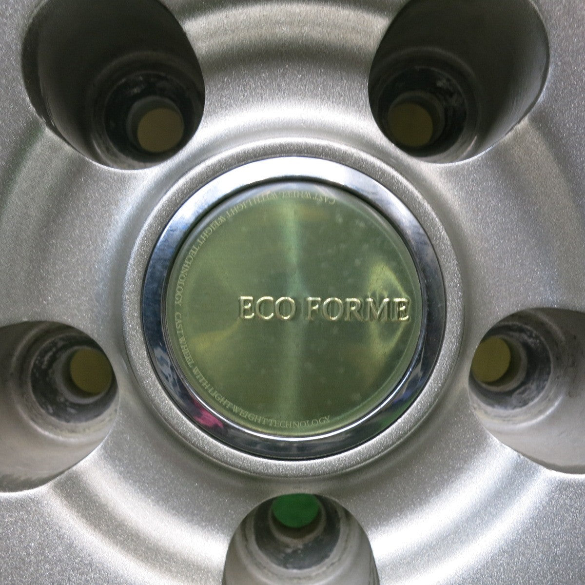 キレイ★スタッドレス 215/55R17 ブリヂストン ブリザック VRX ECO FORME エコフォルム 17インチ PCD114.3/5H★5081010HAス