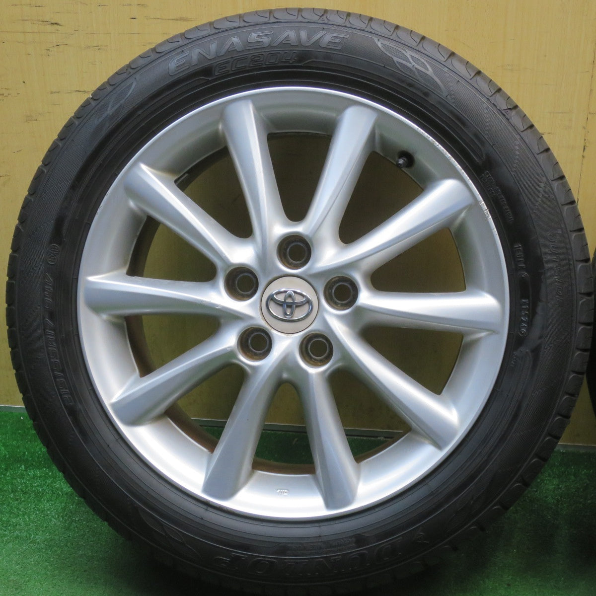 バリ溝！24年！9.5分◎トヨタ 50系 エスティマ 純正 215/55R17 セイバーリング SL201 ダンロップ エナセーブ EC204 17インチ PCD114.3/5H◎6060202NKノ
