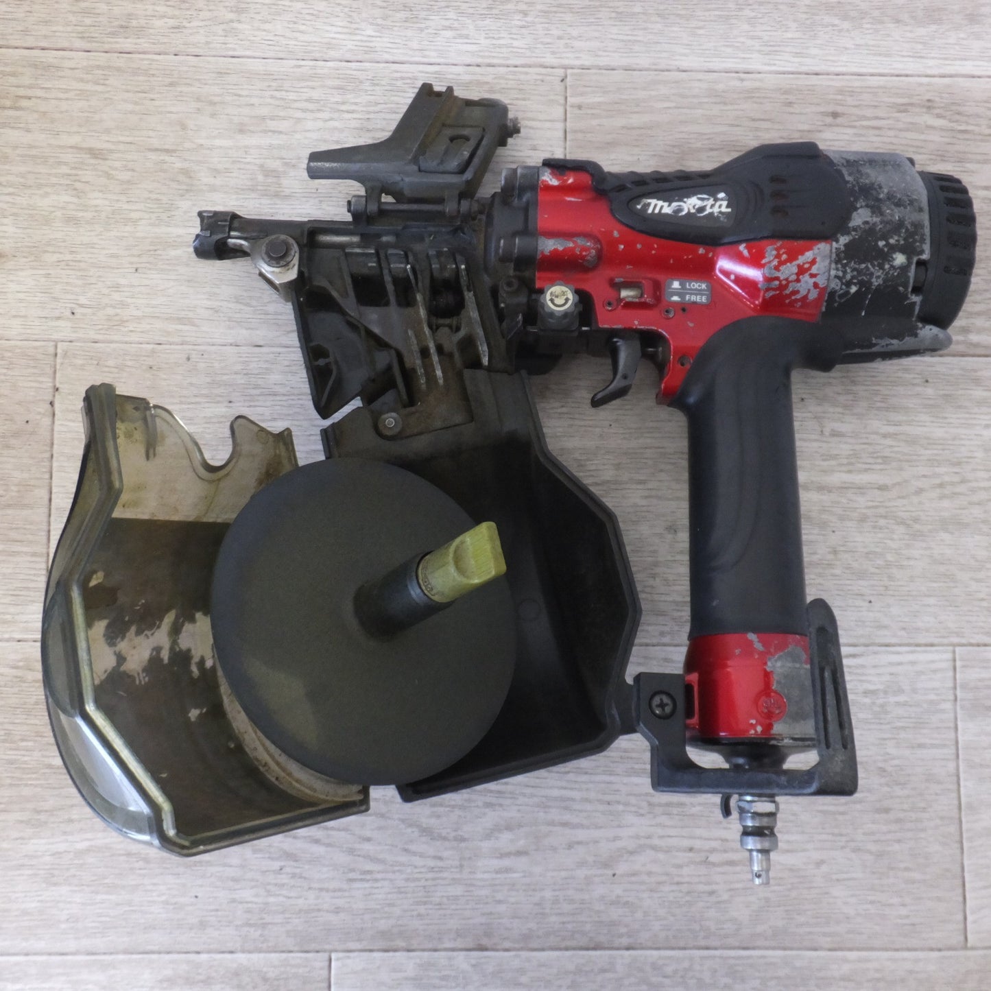 ★マキタ makita 65mm 高圧エア釘打 AN630H　使用空気圧 1.18～2.26MPa(12～23kgf/cm2)★