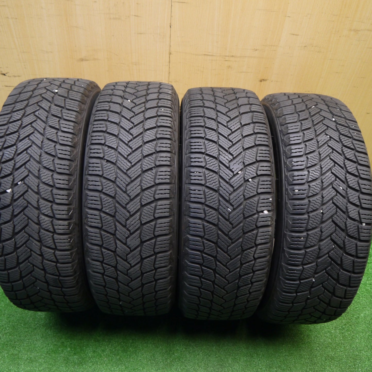 バリ溝！21年！キレイ！9分★スタッドレス 195/60R16 ミシュラン X-ICE SNOW S-HOLD BITES Sホールド 16インチ PCD114.3/5H★5102804Hス