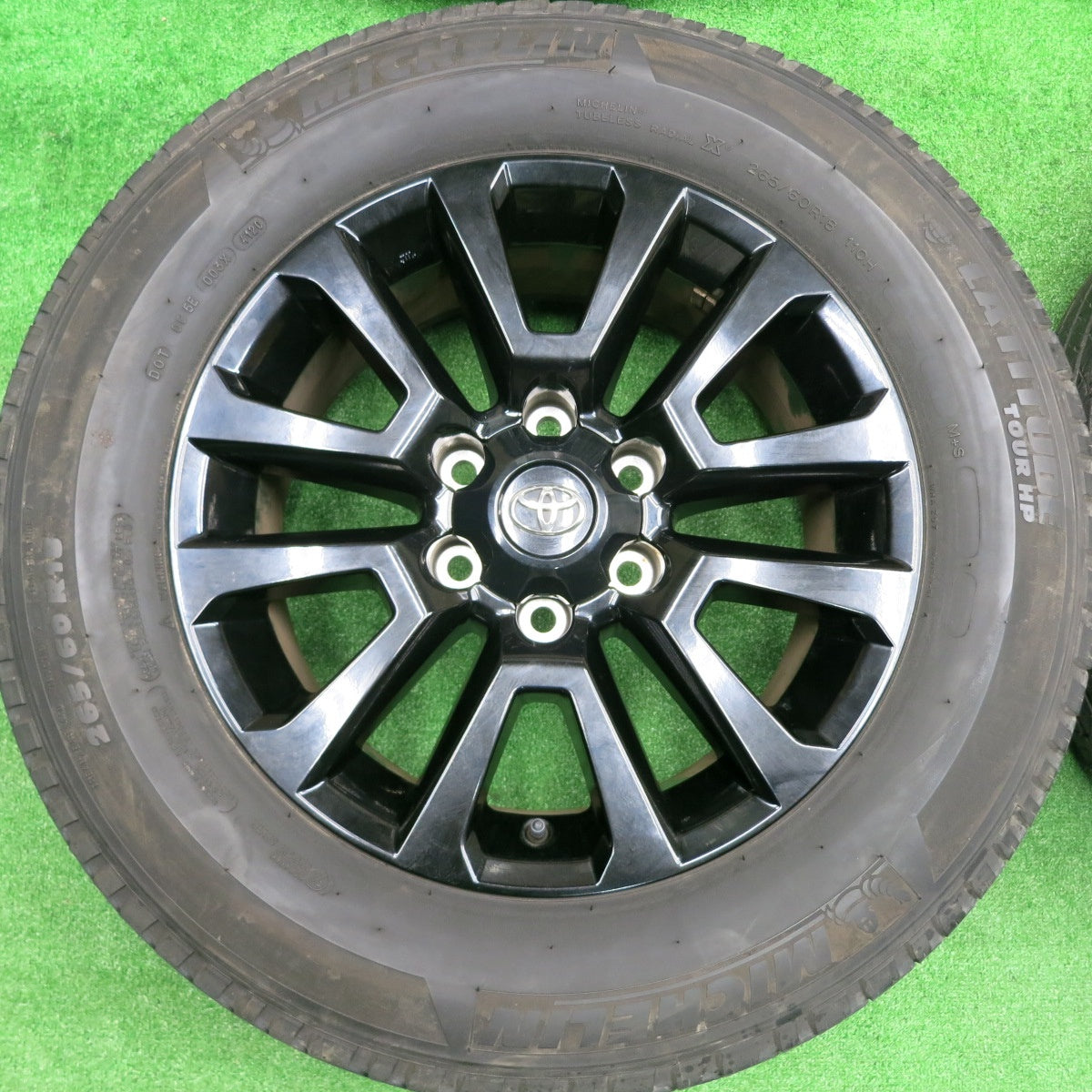 [送料無料] 4本！20年★トヨタ 150系 ランクル プラド ブラックエディション 純正 265/60R18 ミシュラン LATITUDE TOUR HP PCD139.7/6H★4091702HAノ