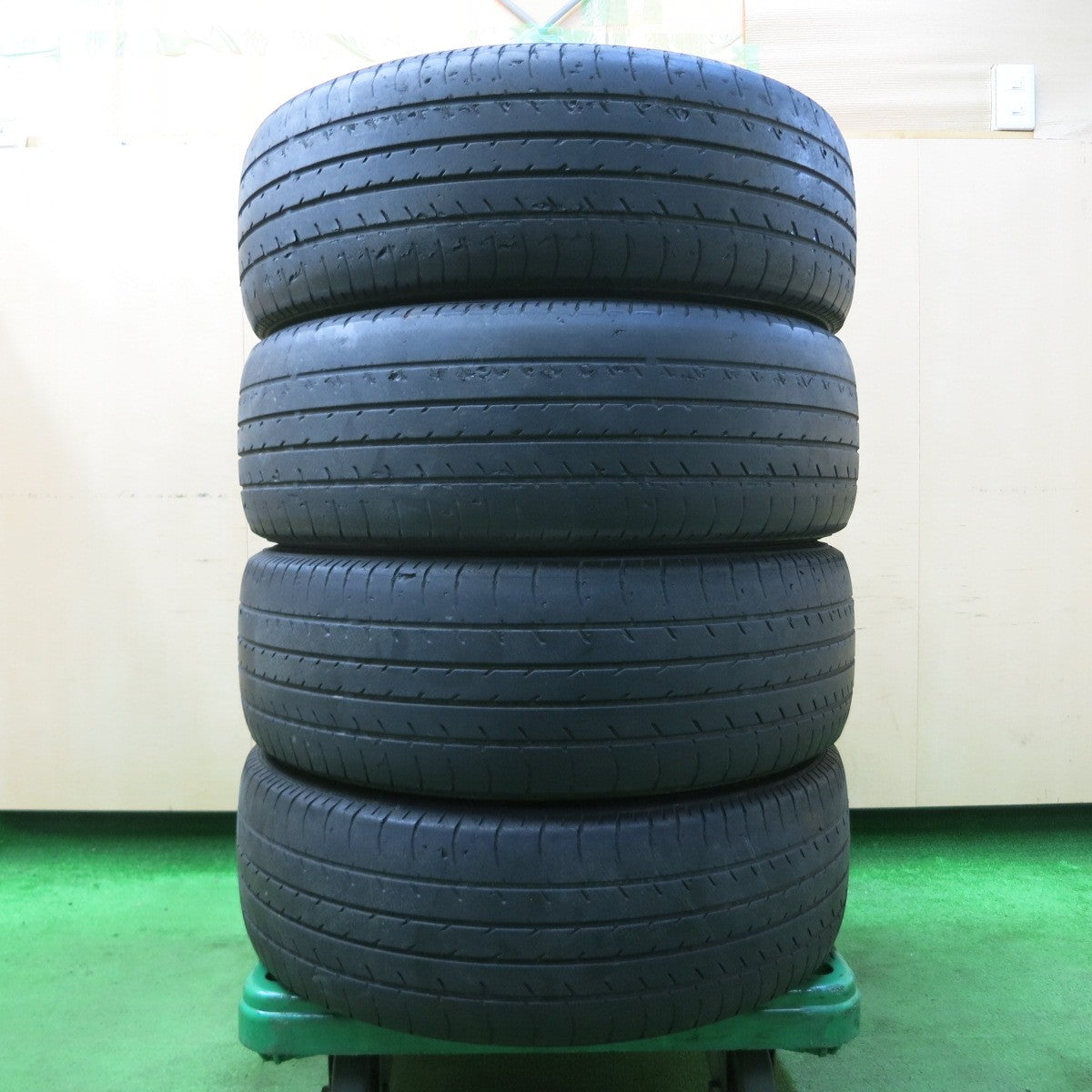 *送料無料* 4本価格★ホンダ ストリーム RSZ 純正 205/55R17 ヨコハマ dB デシベル E70 E70G PCD114.3/5H★4042604イノ