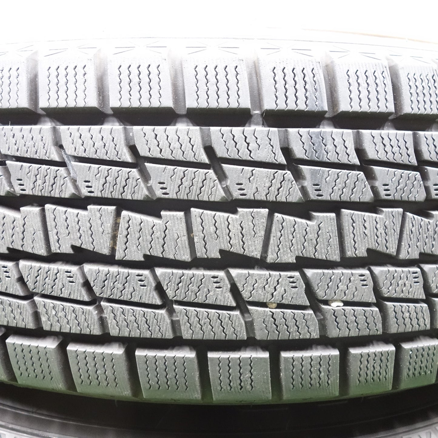バリ溝！キレイ！ほぼ10分★スタッドレス 225/65R17 グッドイヤー アイスナビ SUV D.O.S. DOS 17インチ PCD114.3/5H★5121503KTス
