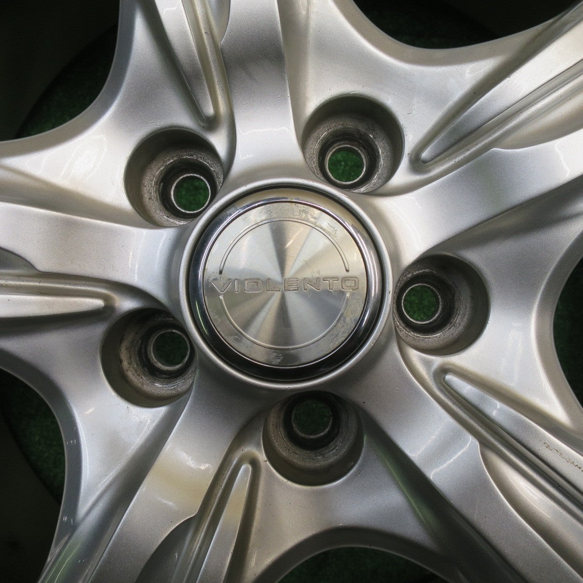 未使用！23年★XV 等 225/60R17 スタッドレス ダンロップ ウインターマックス WM02 VIOLENTO ヴィオレント 17インチ PCD100/5H★5101503NJス